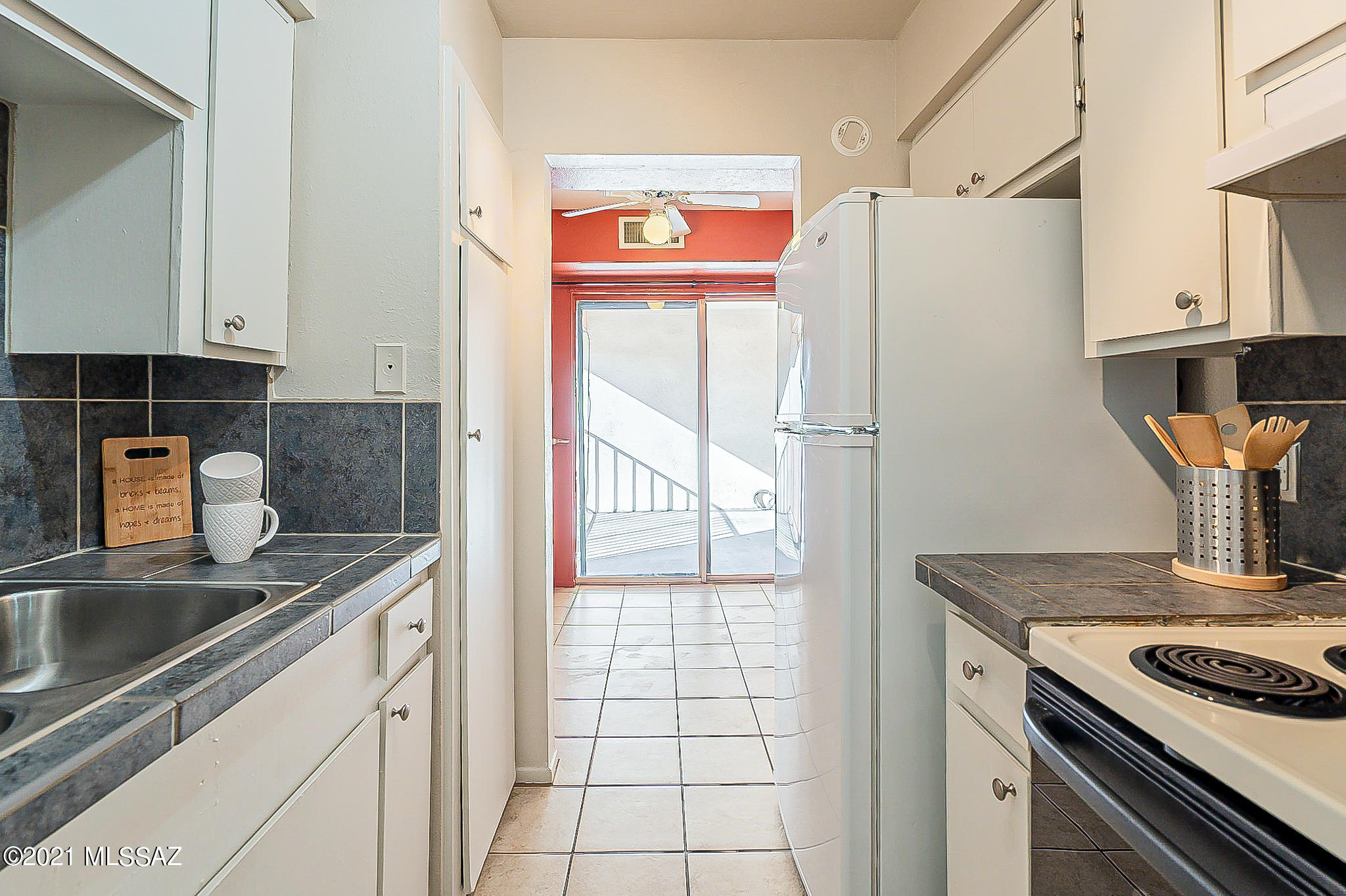 Las Colinas Condominiums - Residential