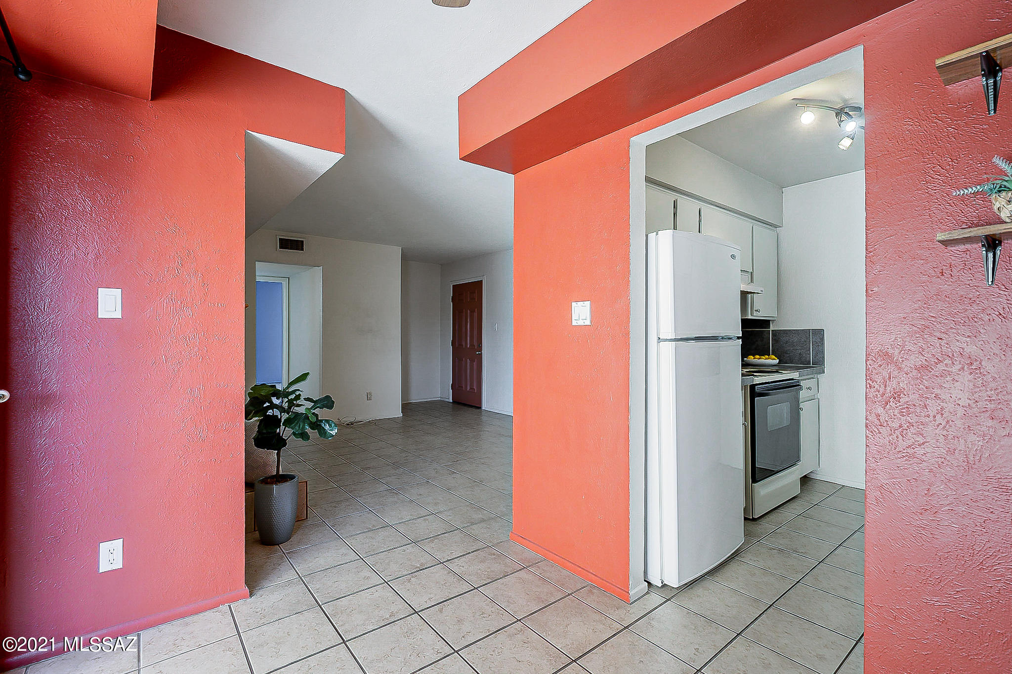 Las Colinas Condominiums - Residential