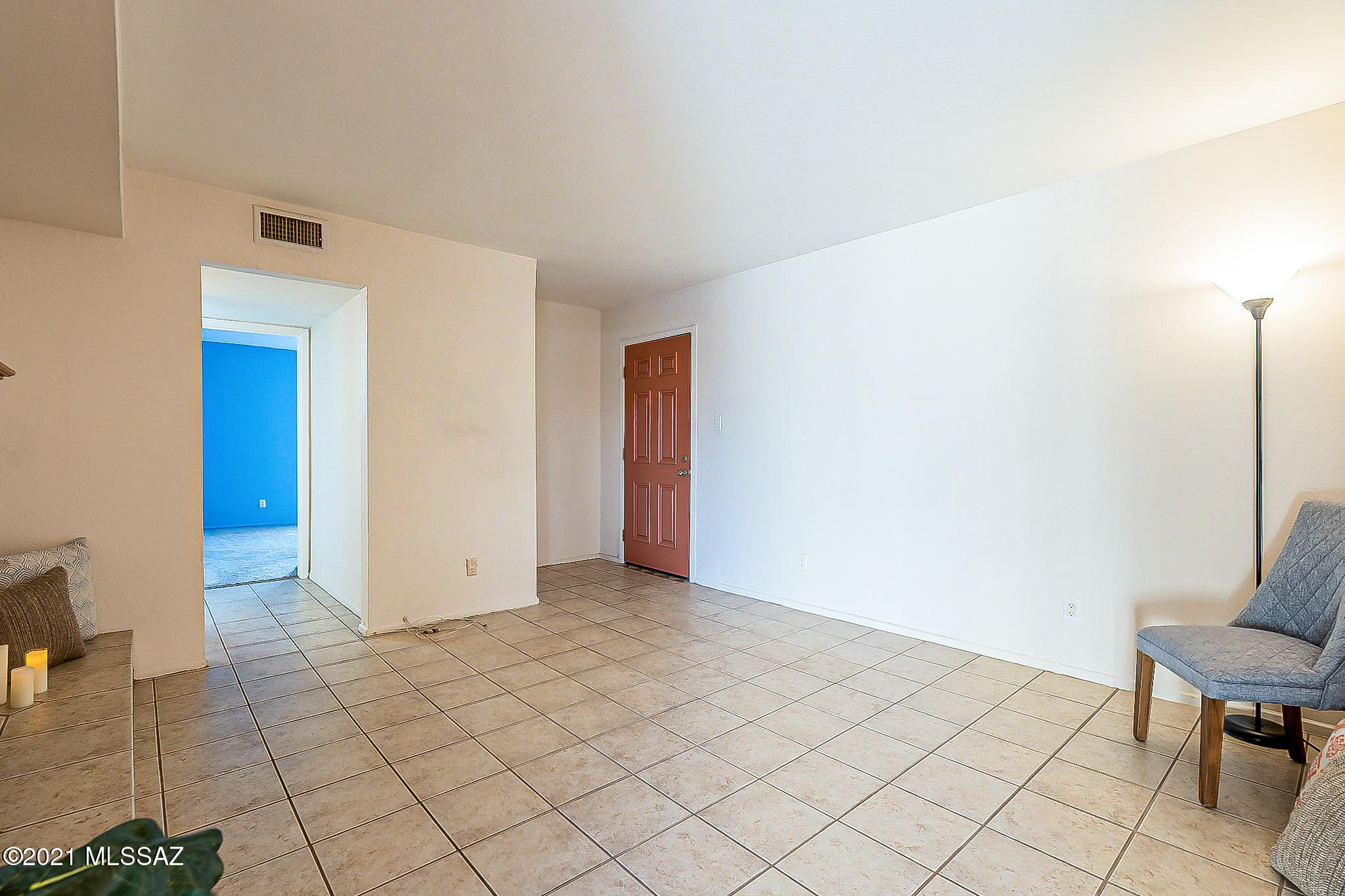 Las Colinas Condominiums - Residential