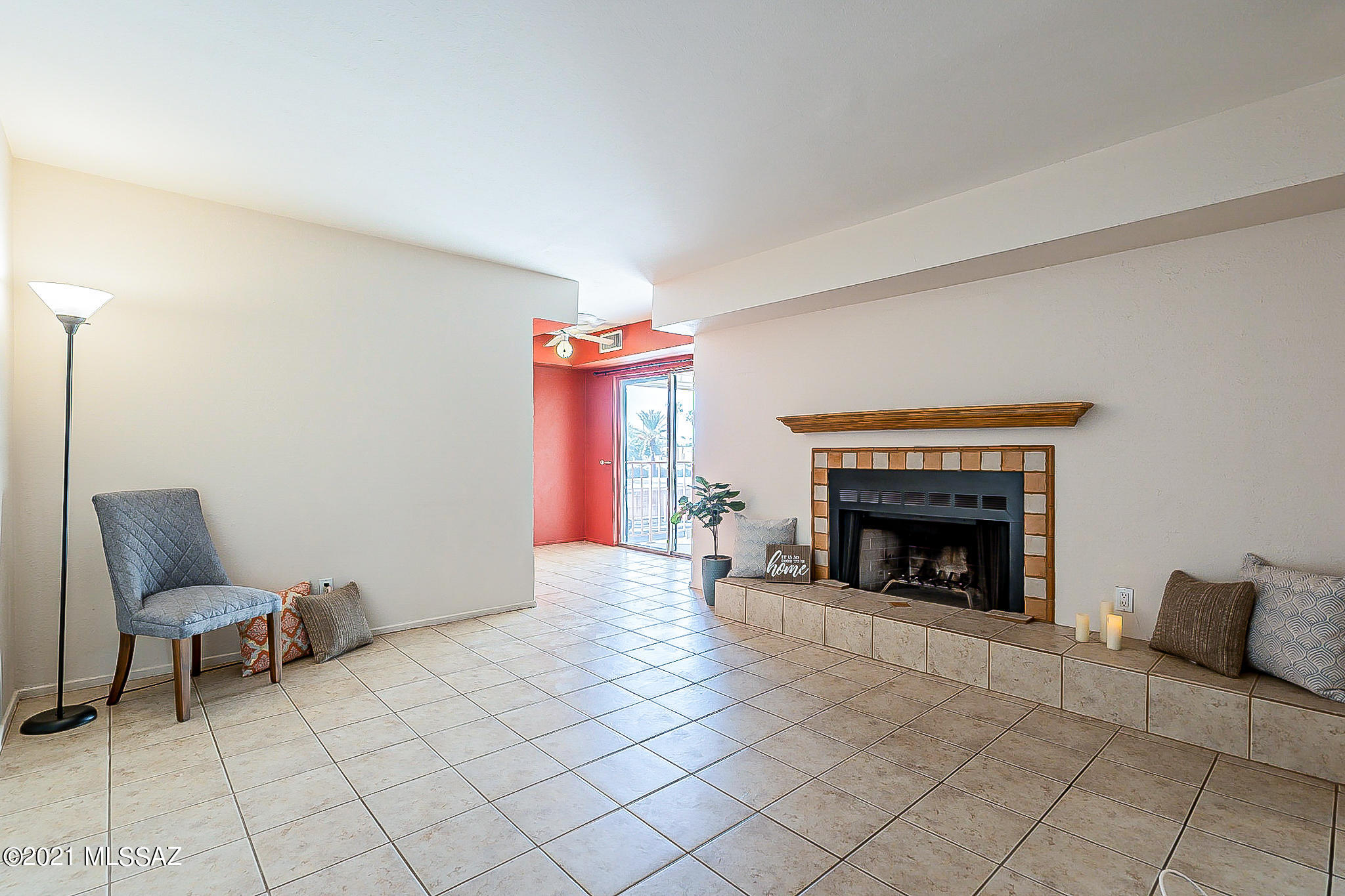 Las Colinas Condominiums - Residential