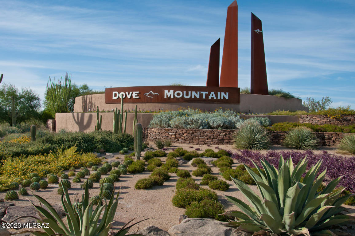 Los Saguaros At Dove Mountain SQ20121640199 - Residential