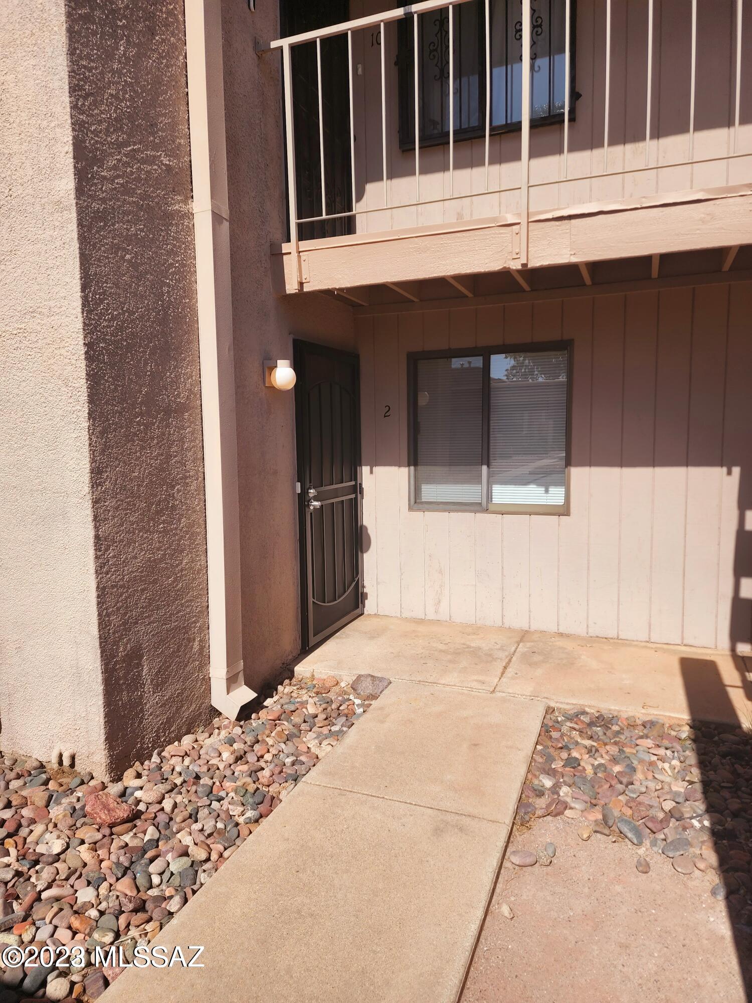 Golf Links East Condos (1-48) - Residential