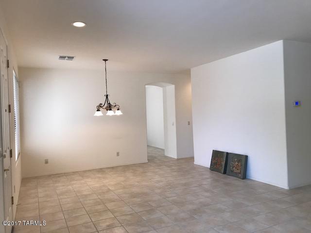 Hacienda Del Rio (1-118) - Residential