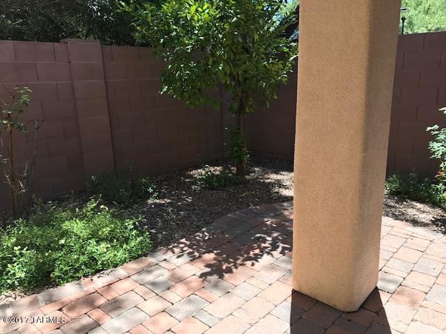 Hacienda Del Rio (1-118) - Residential