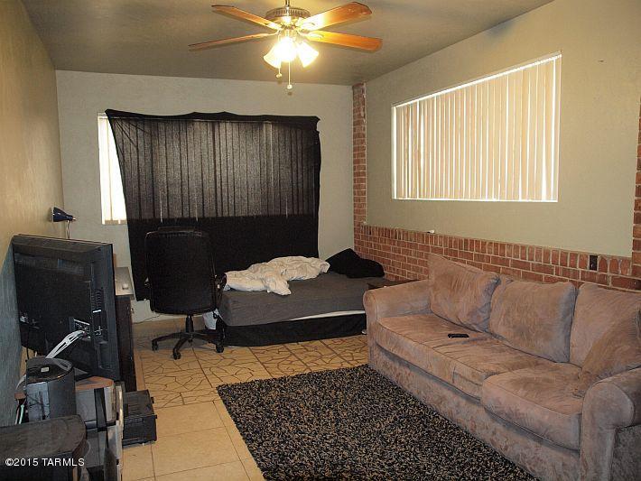 Desert Highlands - Residential Income