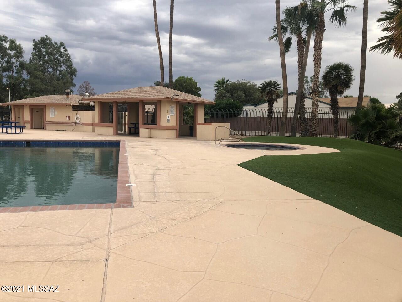 Meadowbrook (208-269) - Residential