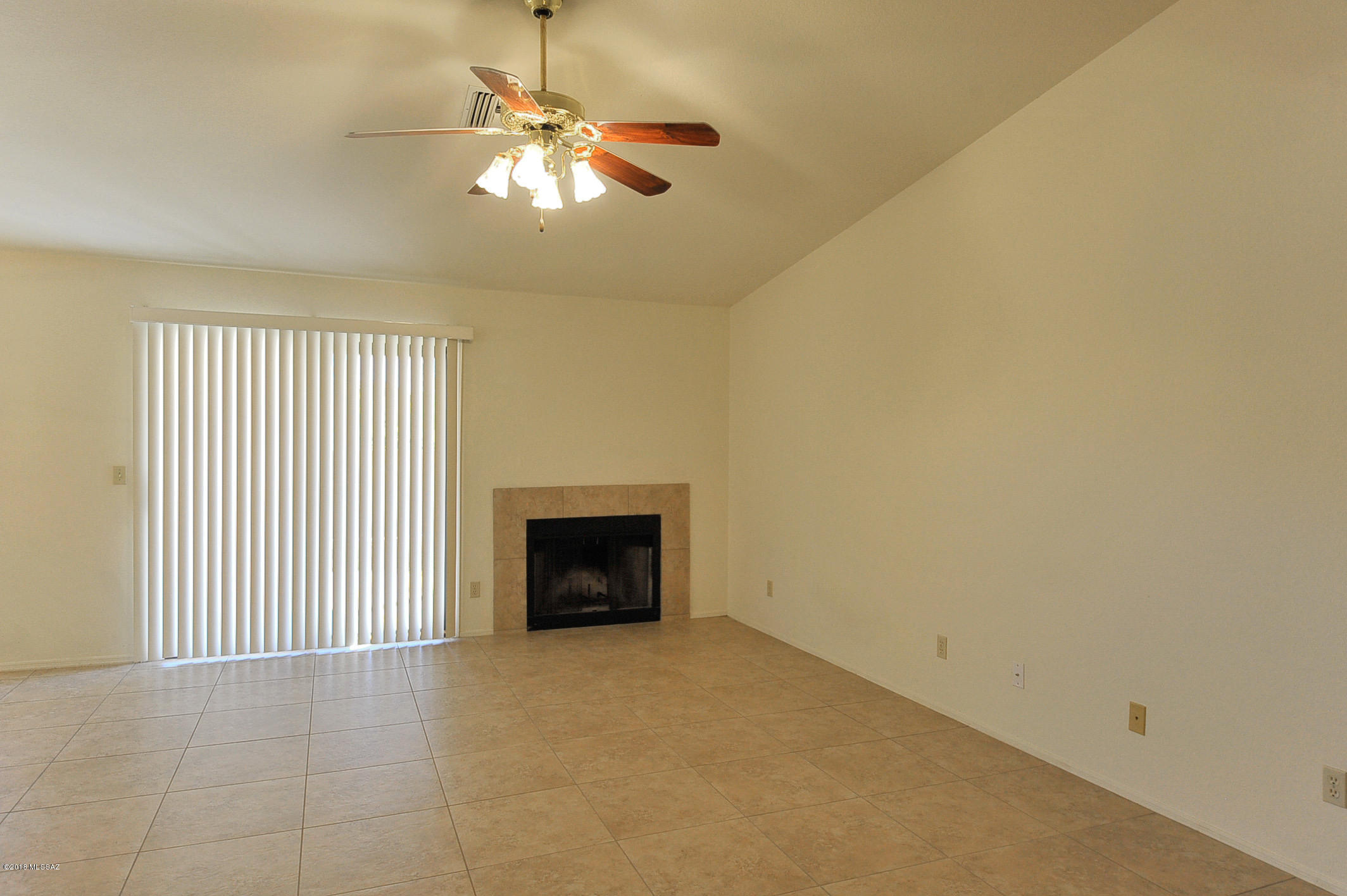 Country Club Estates NO. 1 - Residential Lease