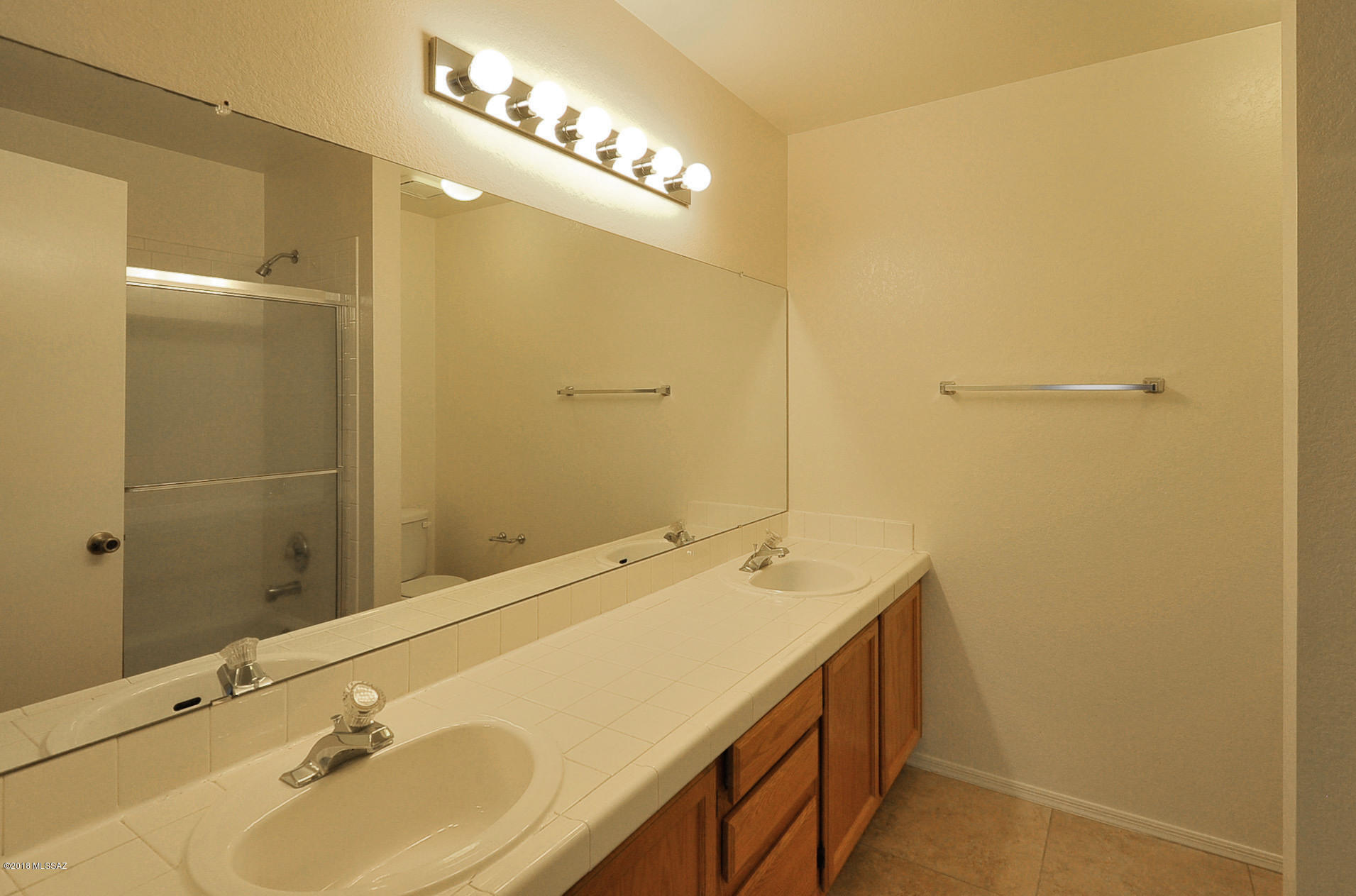 Country Club Estates NO. 1 - Residential Lease