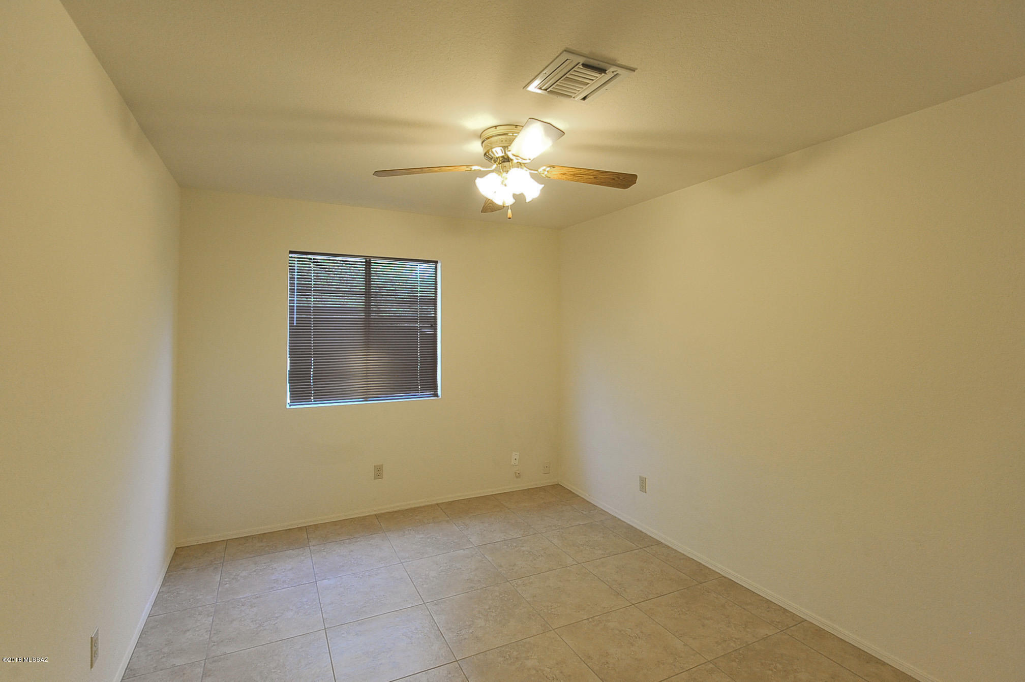 Country Club Estates NO. 1 - Residential Lease