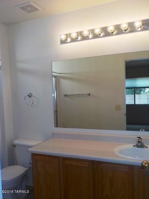 Wilmot Shadows (1-81) - Residential Lease