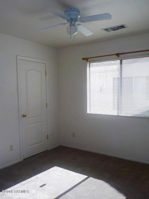 Wilmot Shadows (1-81) - Residential Lease