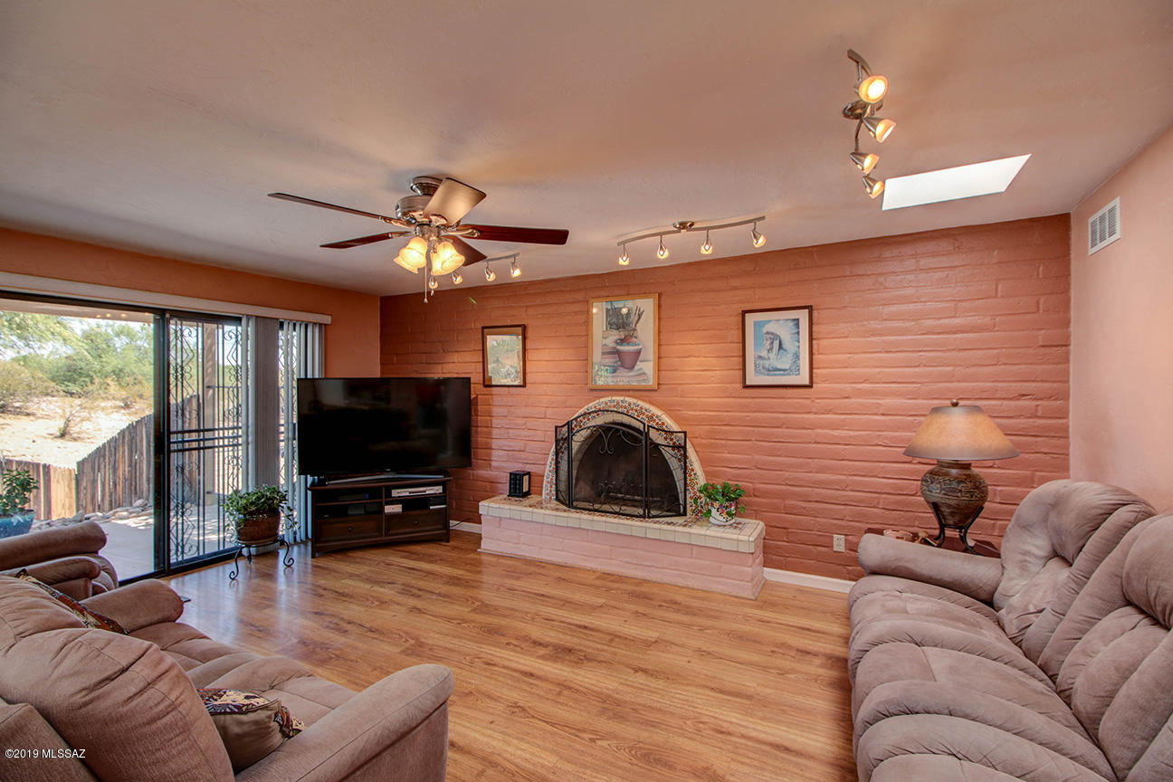 La Canada Foothills (1-75) - Residential