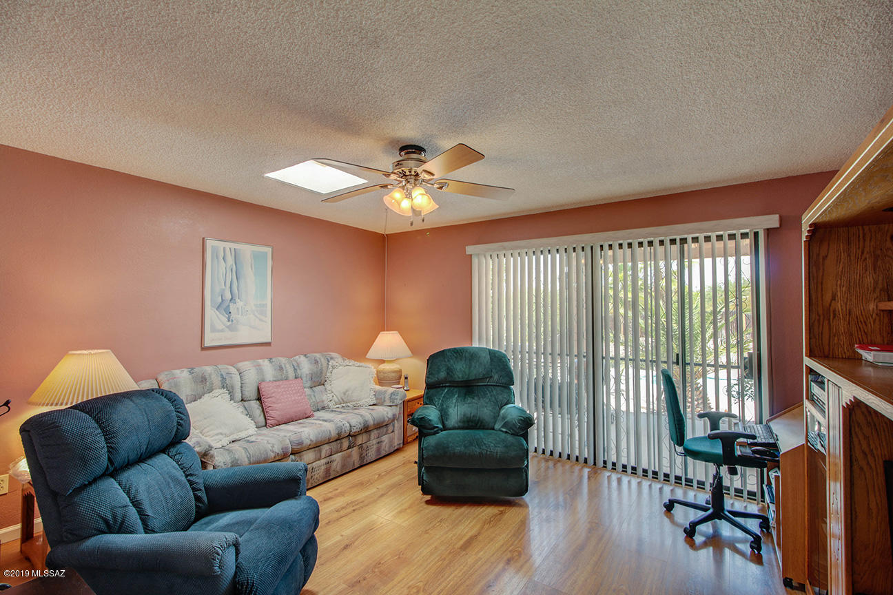 La Canada Foothills (1-75) - Residential