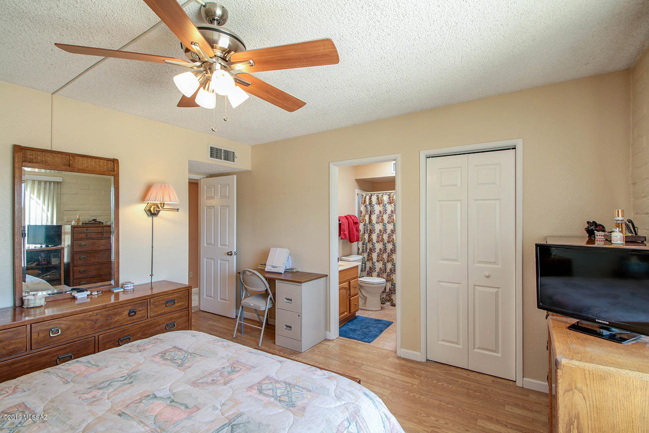 La Canada Foothills (1-75) - Residential