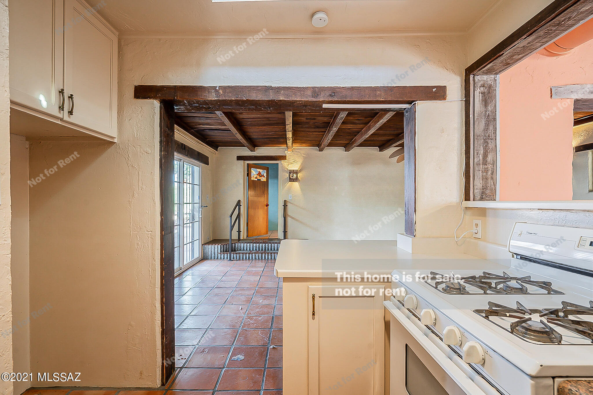 Miracle Mile Manor - Residential