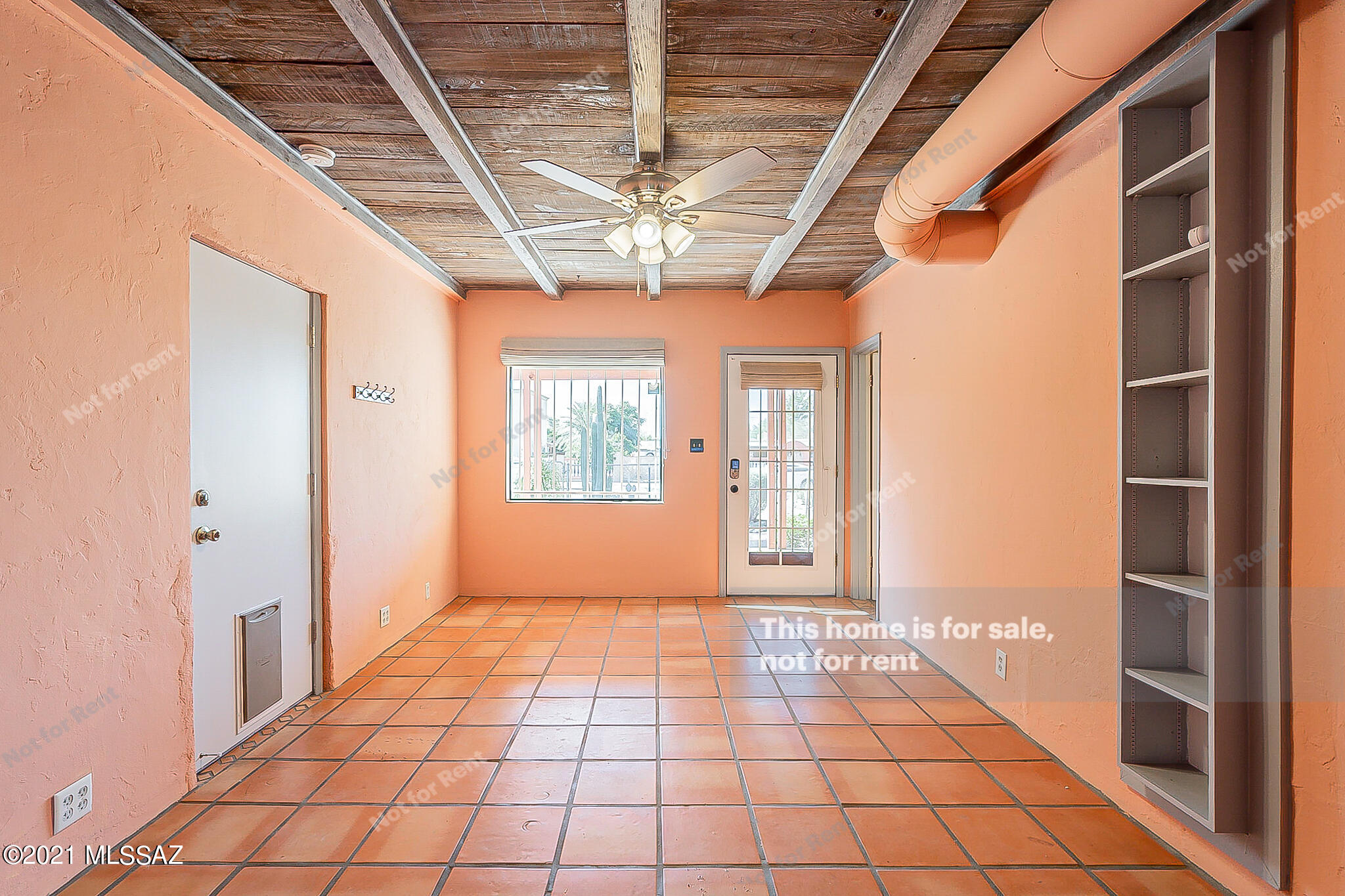 Miracle Mile Manor - Residential