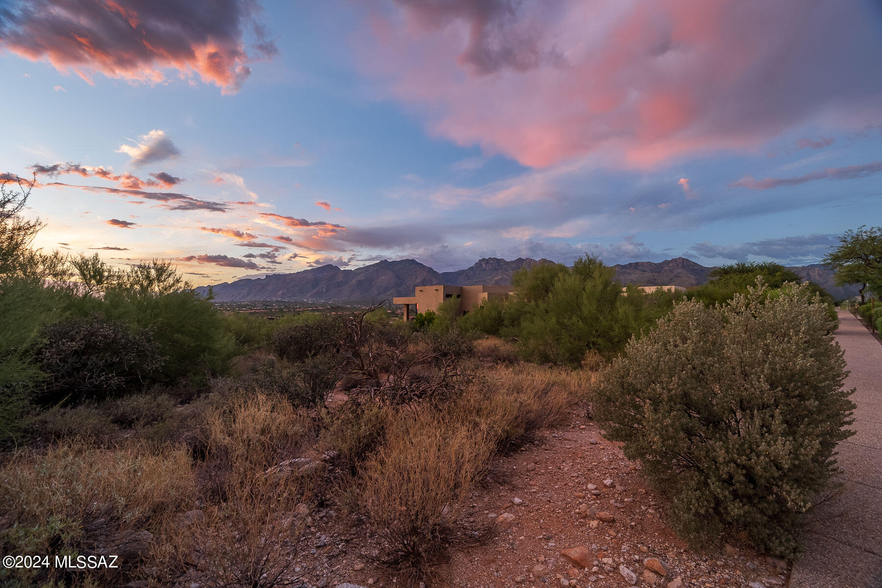 Canyon Ridge (1-40) - Land