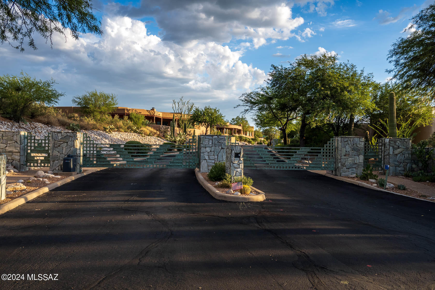 Canyon Ridge (1-40) - Land
