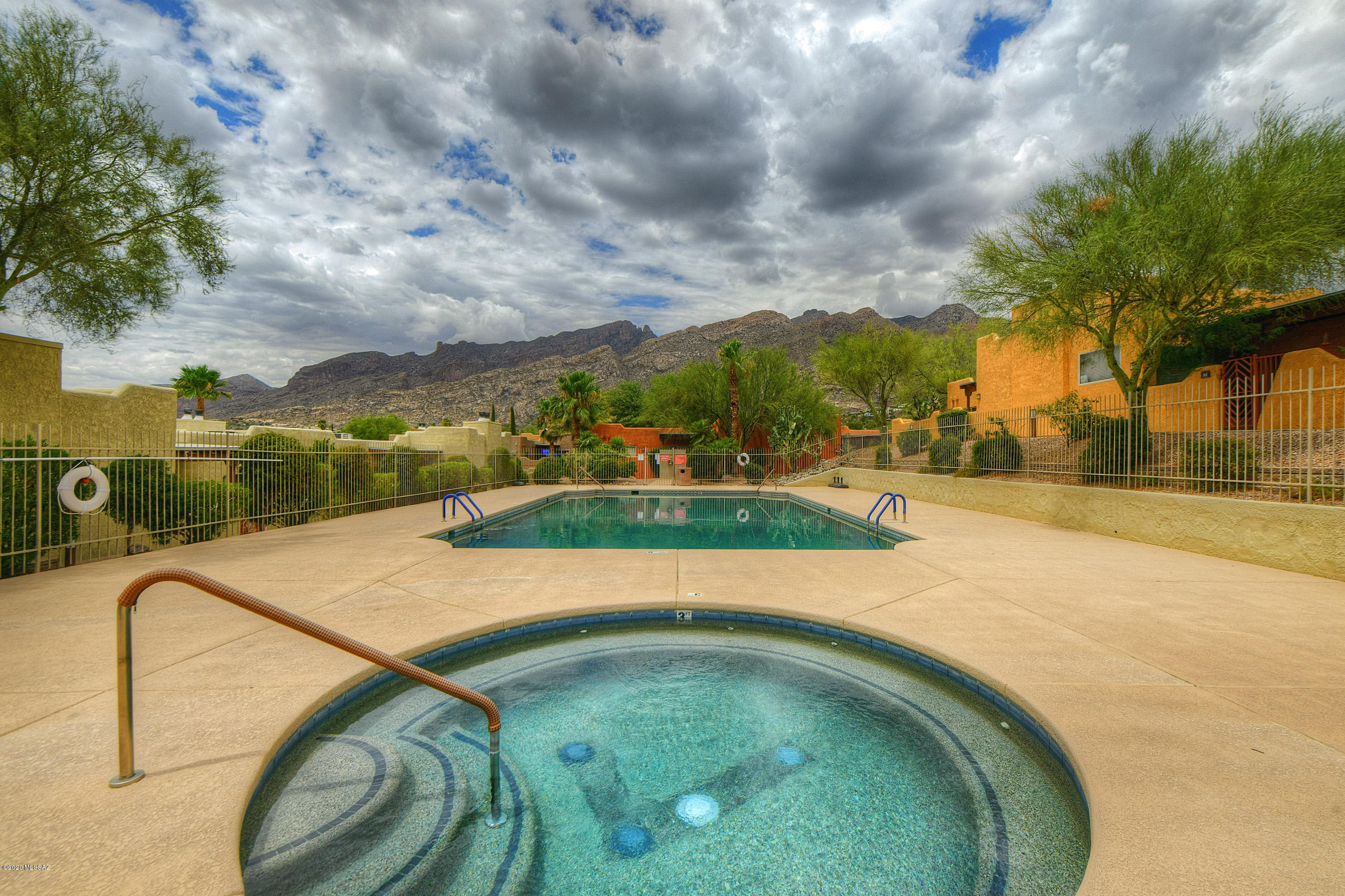 Reflections in the Catalina Condominium - Residential
