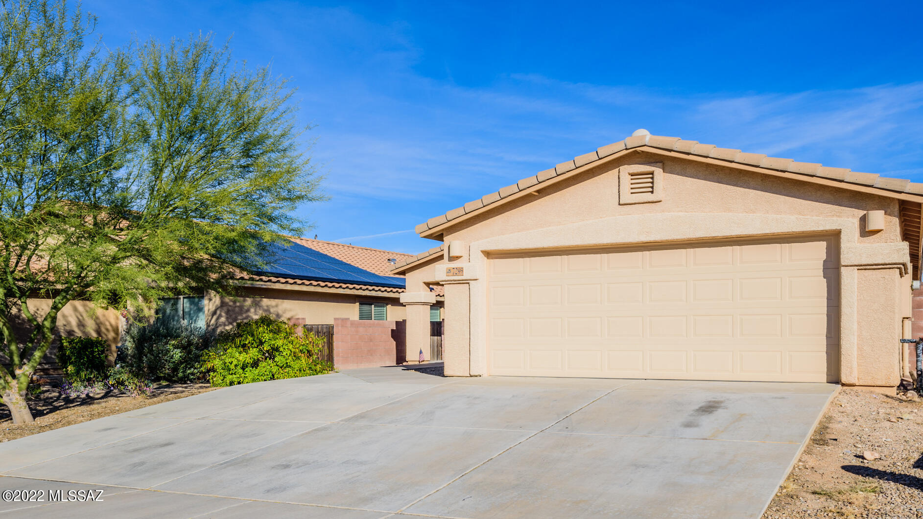 Welcome home! This is on that you won't want to miss! Located 2 minutes from I-10 provides easy access to all parts of Tucson. Pride of ownership shines throughout! The next owner will enjoy peace of mind with a new HVAC system that is still under warranty. Home also has new carpet, paint, garbage disposal, professionally cleaned tile flooring, and professionally installed artificial turf and paver patio in the backyard.