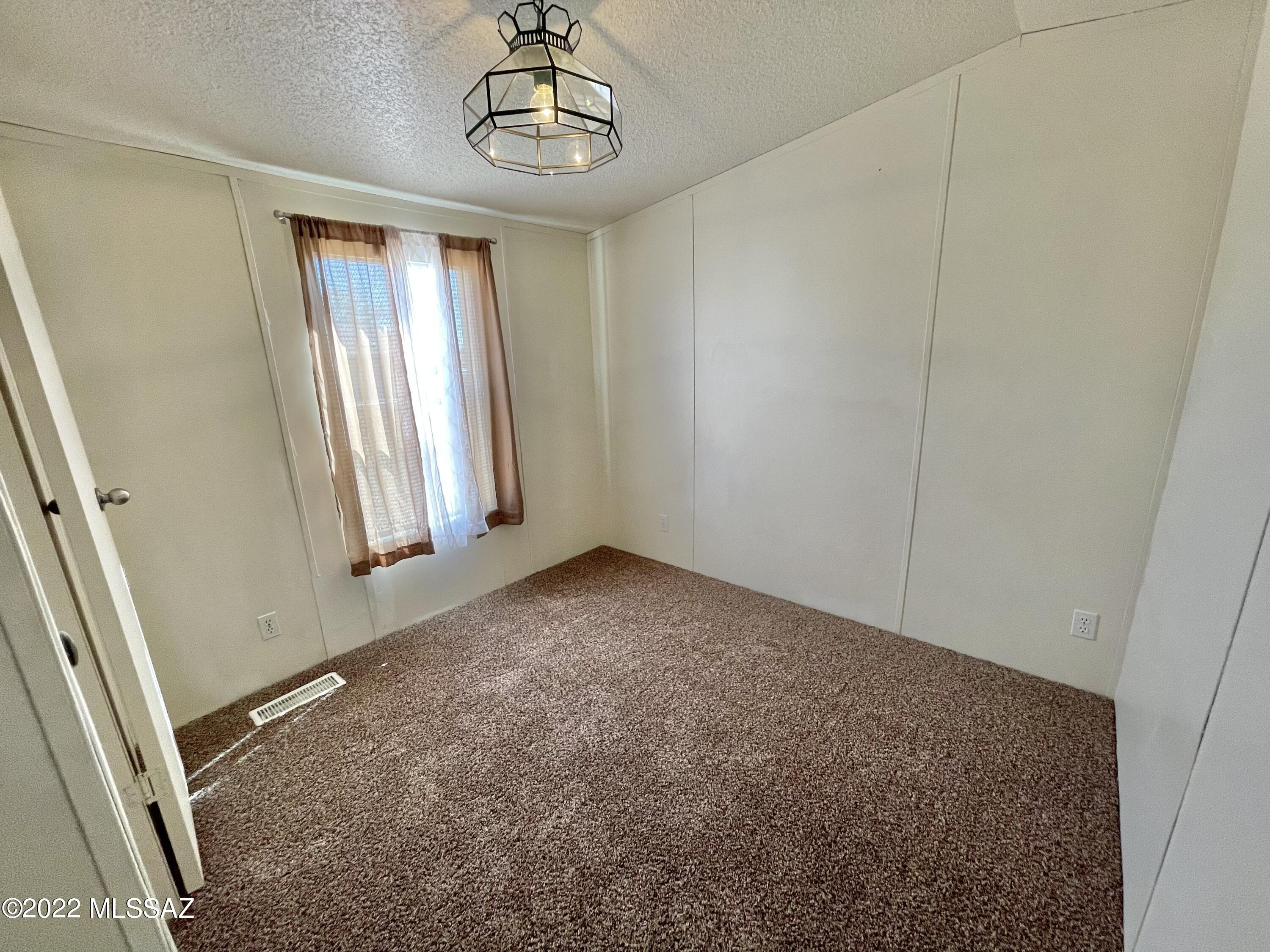 Unsubdivided - Residential Lease