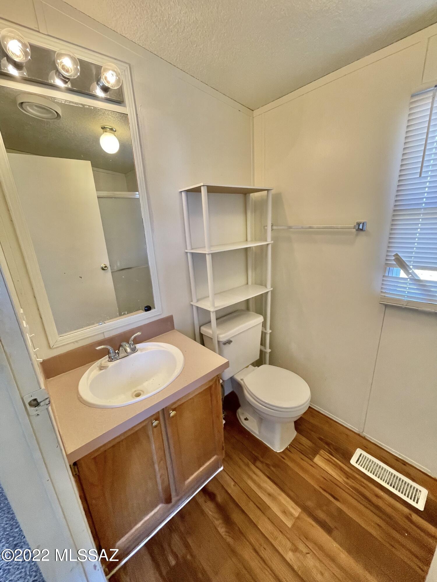 Unsubdivided - Residential Lease