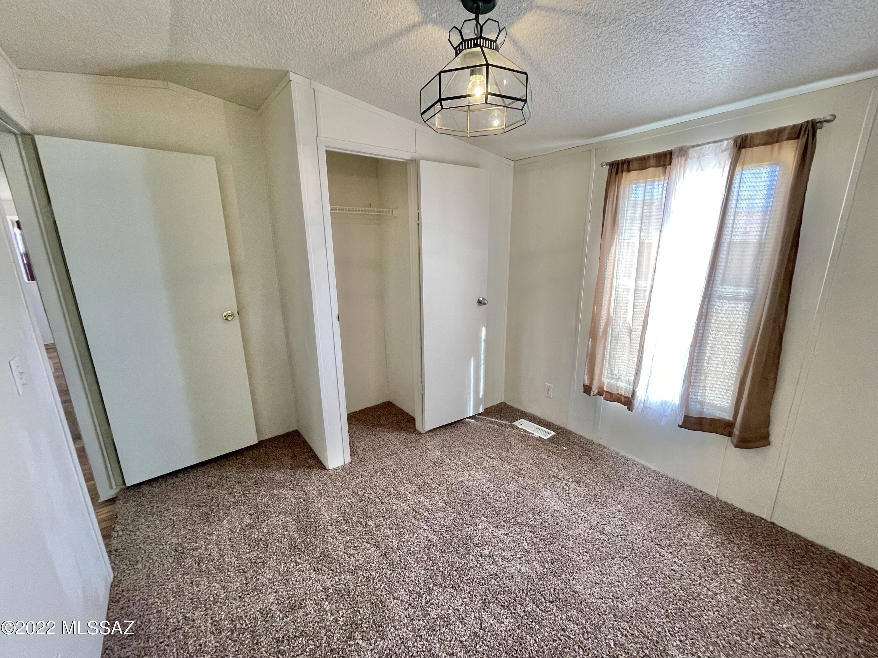 Unsubdivided - Residential Lease