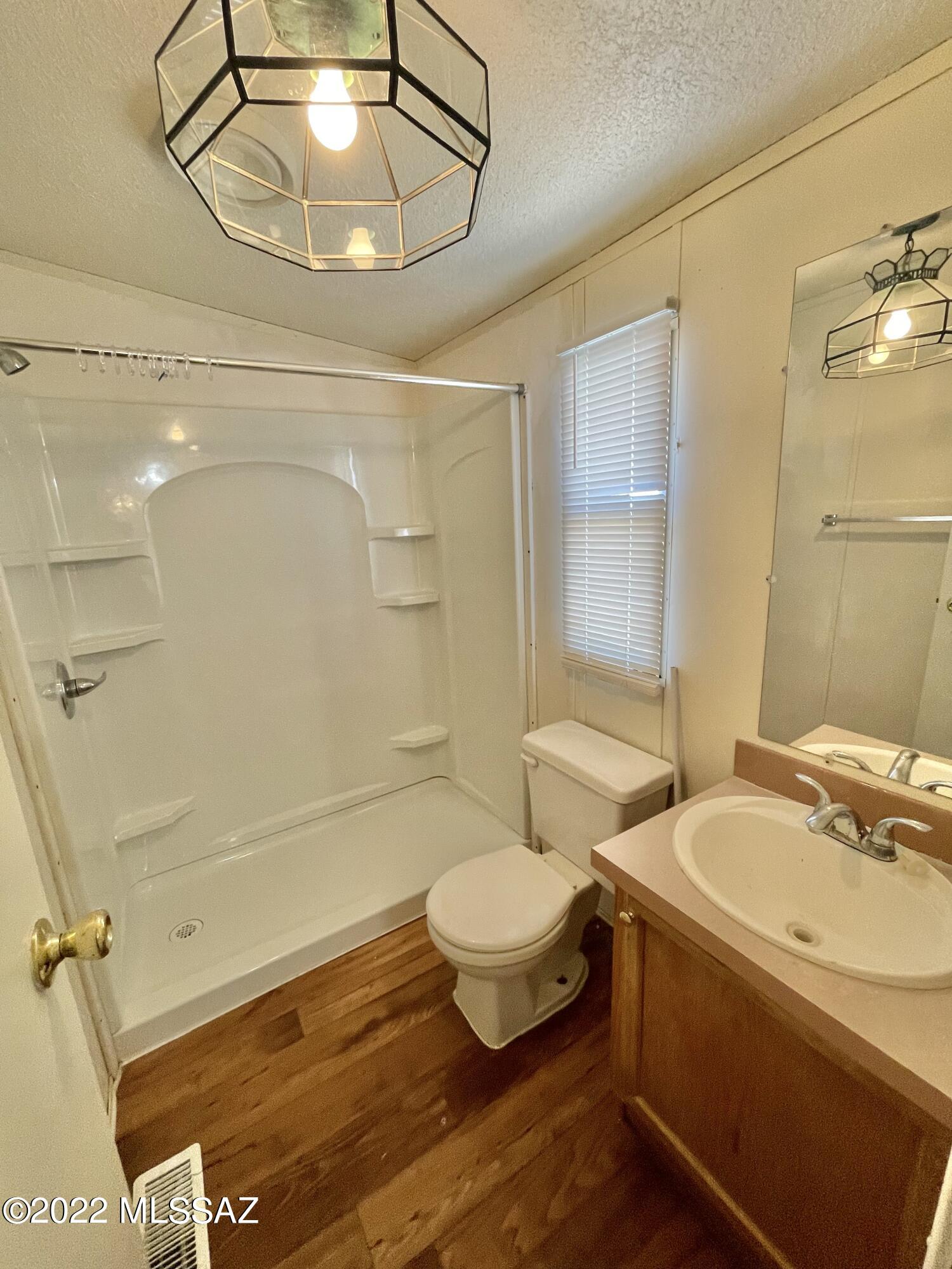 Unsubdivided - Residential Lease