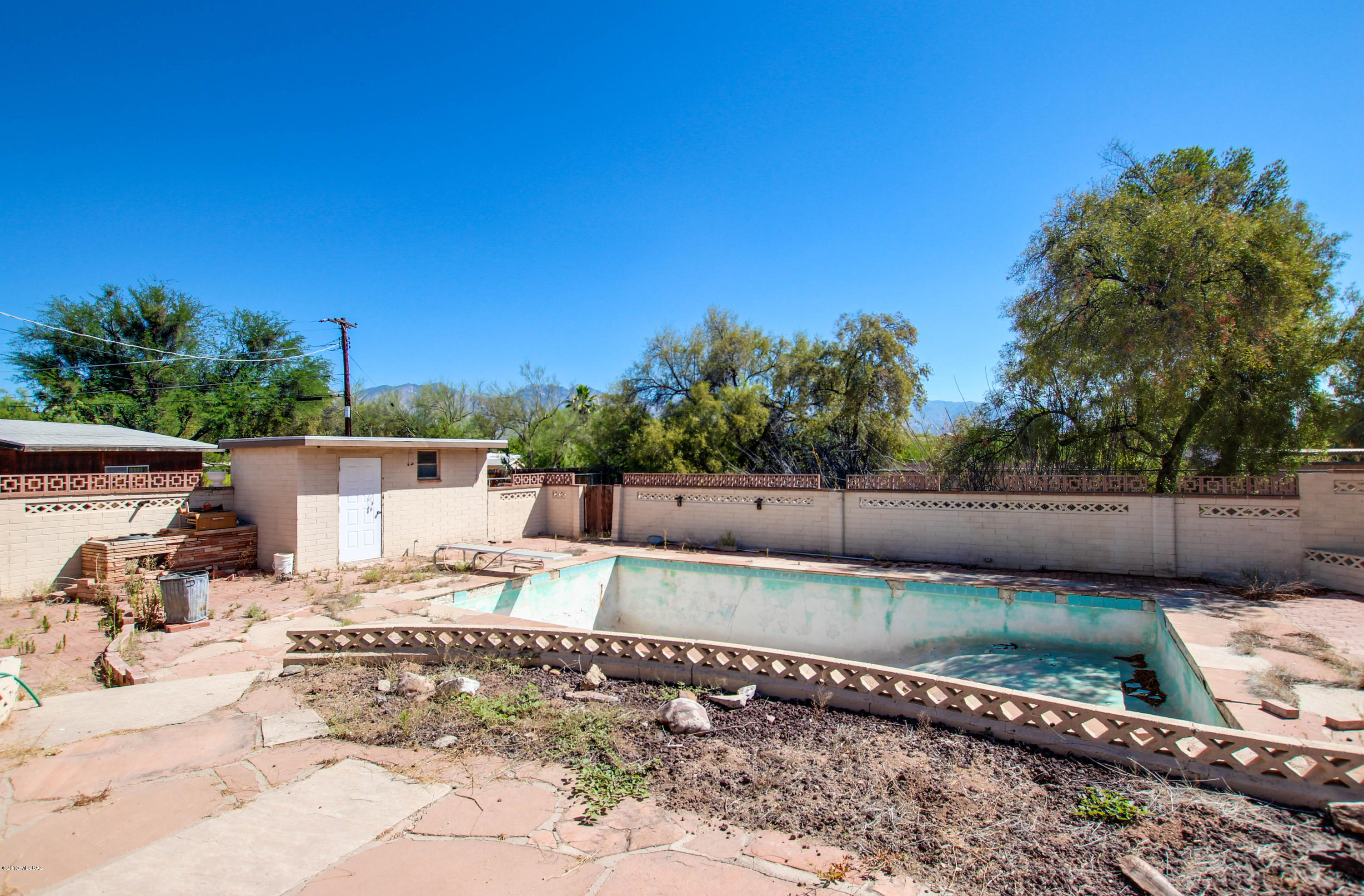 Carlos Terrace - Residential