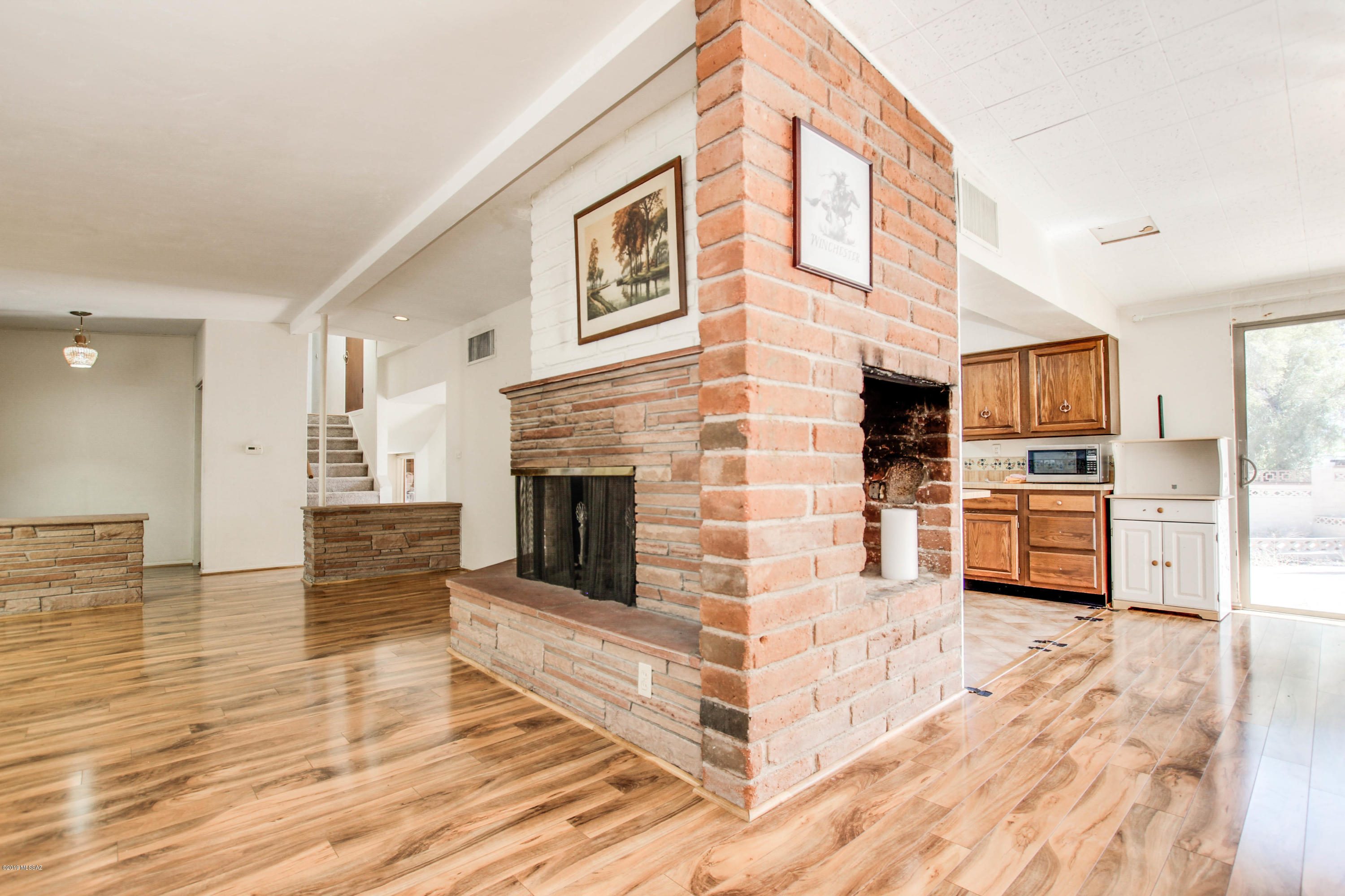 Carlos Terrace - Residential