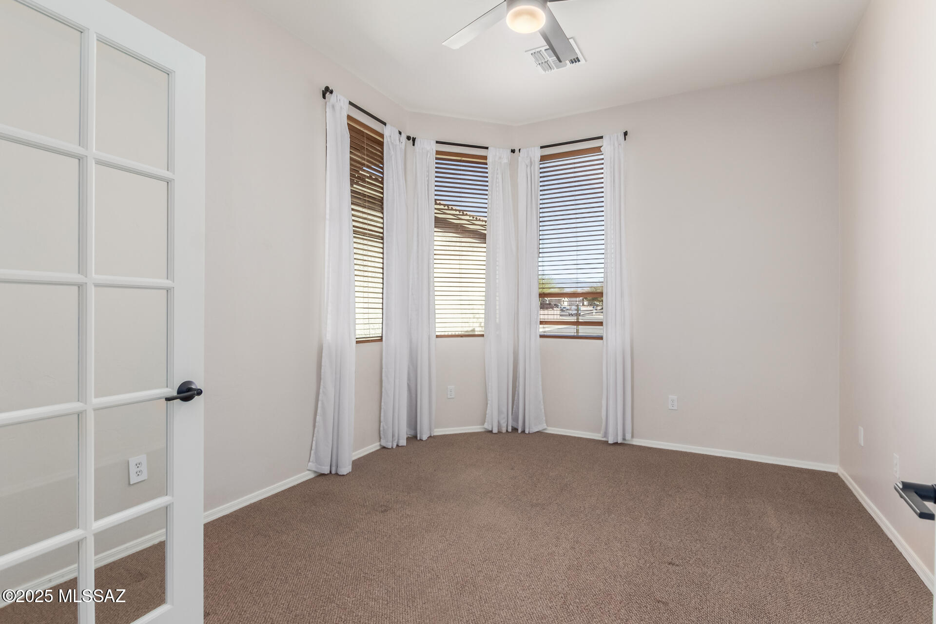 Rancho Del Lago (101-206) - Residential Lease