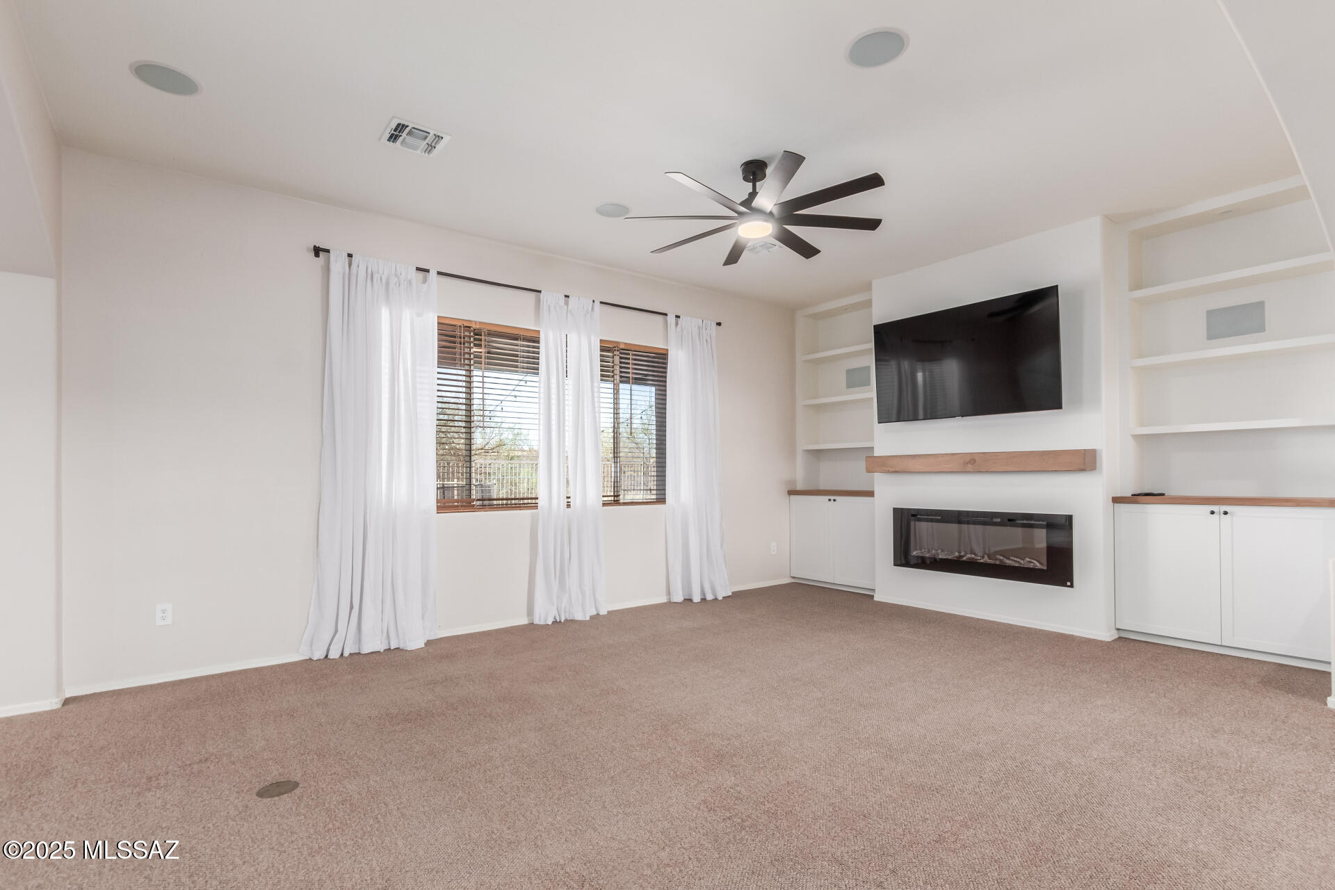 Rancho Del Lago (101-206) - Residential Lease