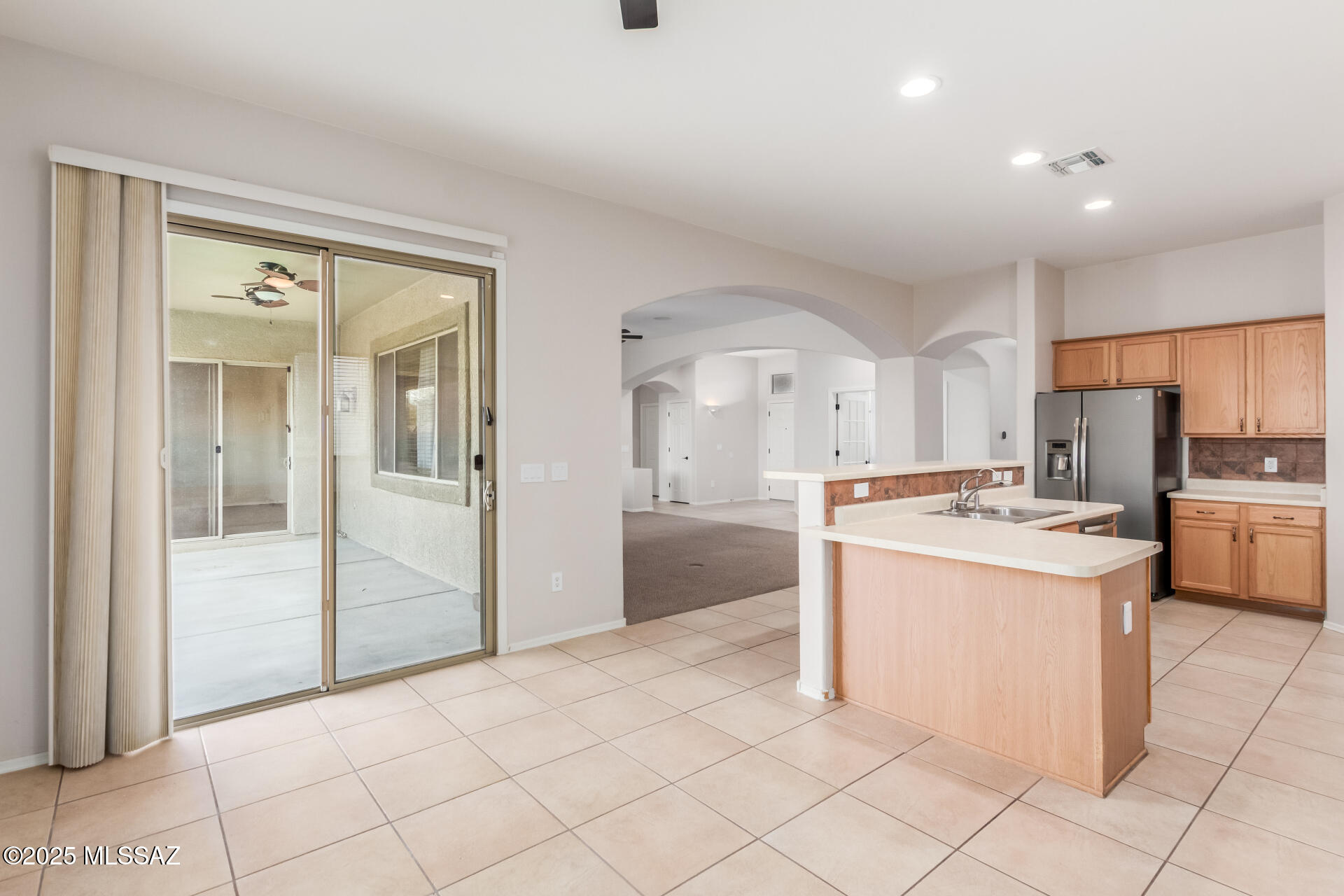 Rancho Del Lago (101-206) - Residential Lease