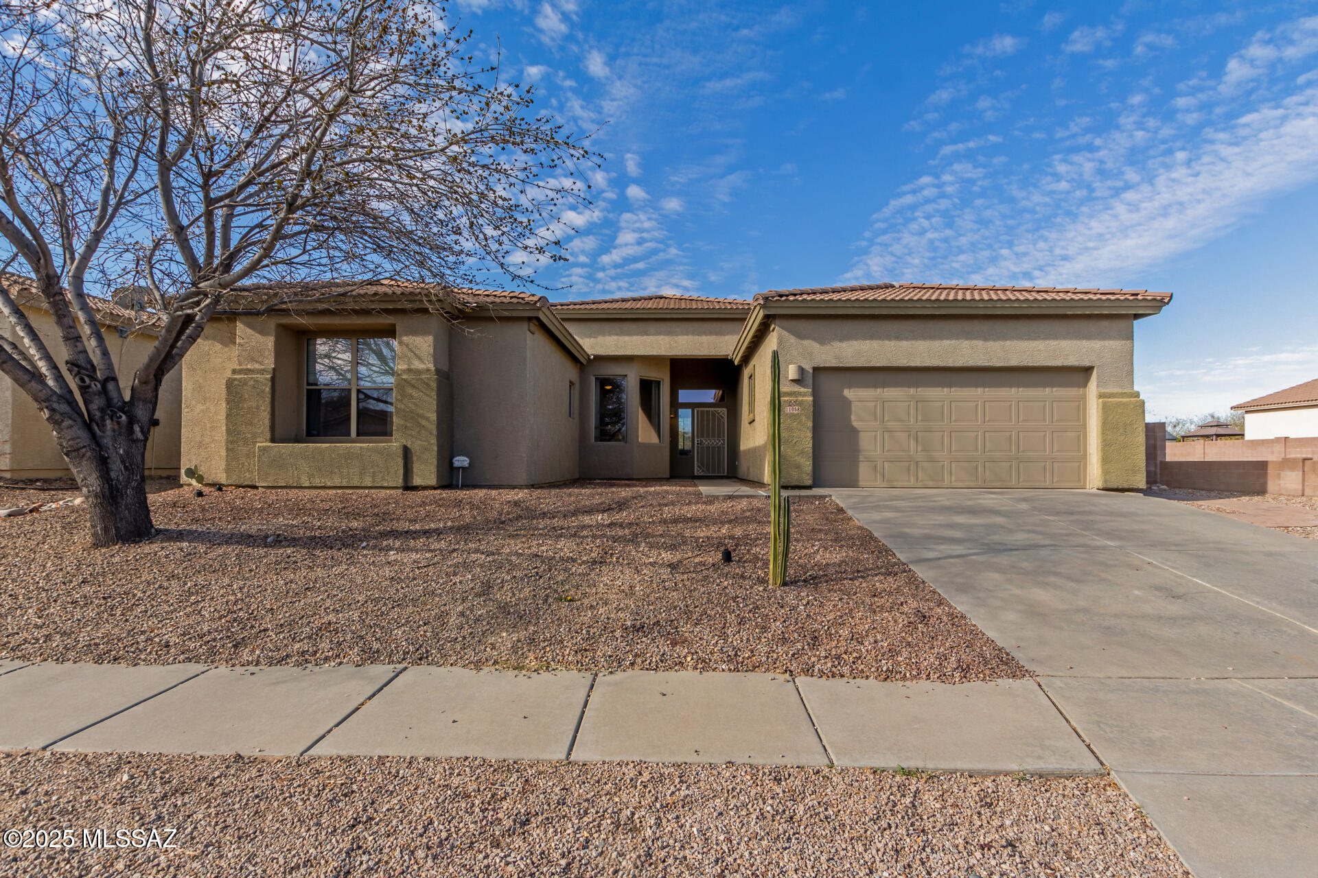 Rancho Del Lago (101-206) - Residential Lease
