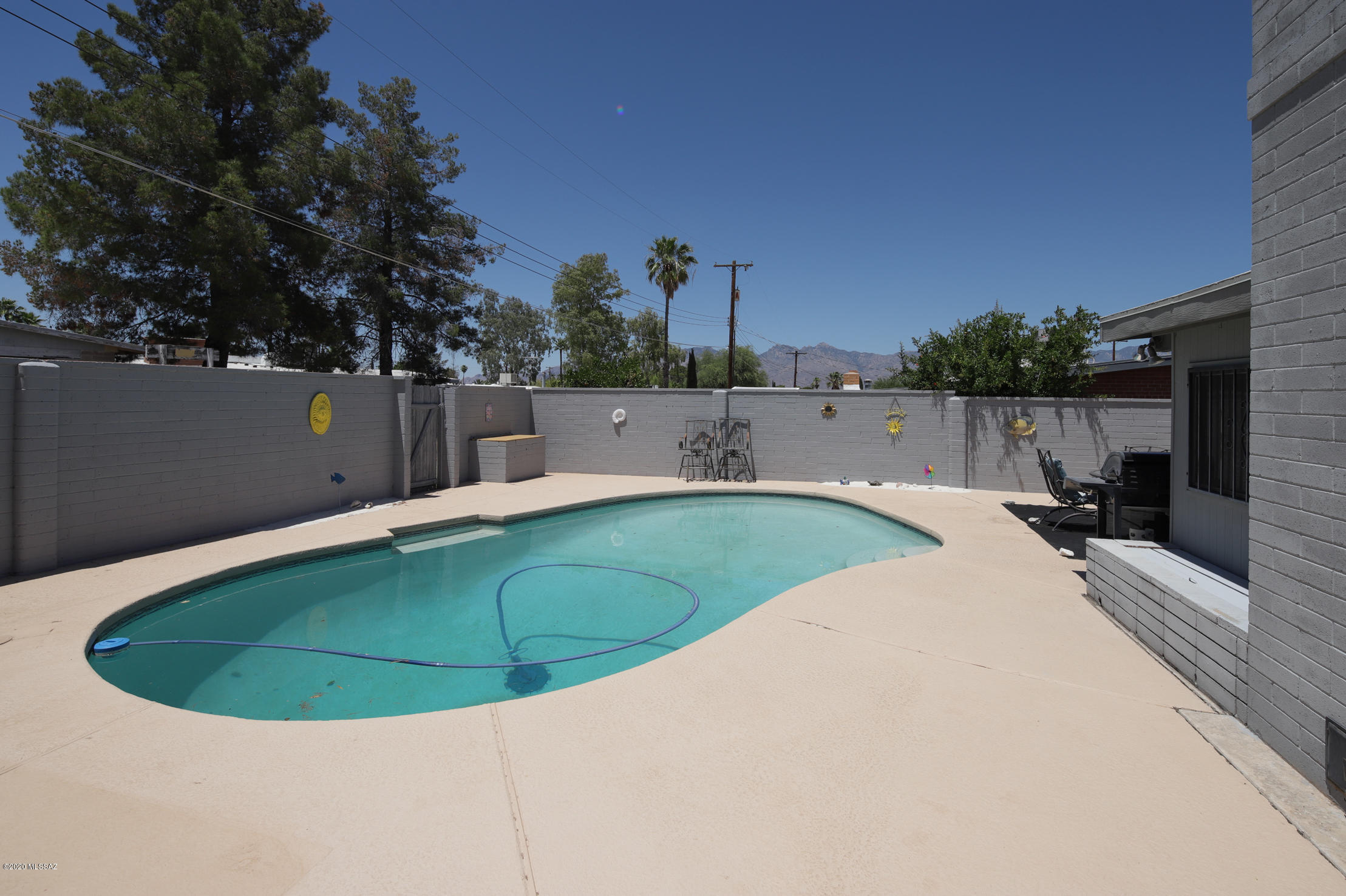 Longview Estates (194-470) - Residential