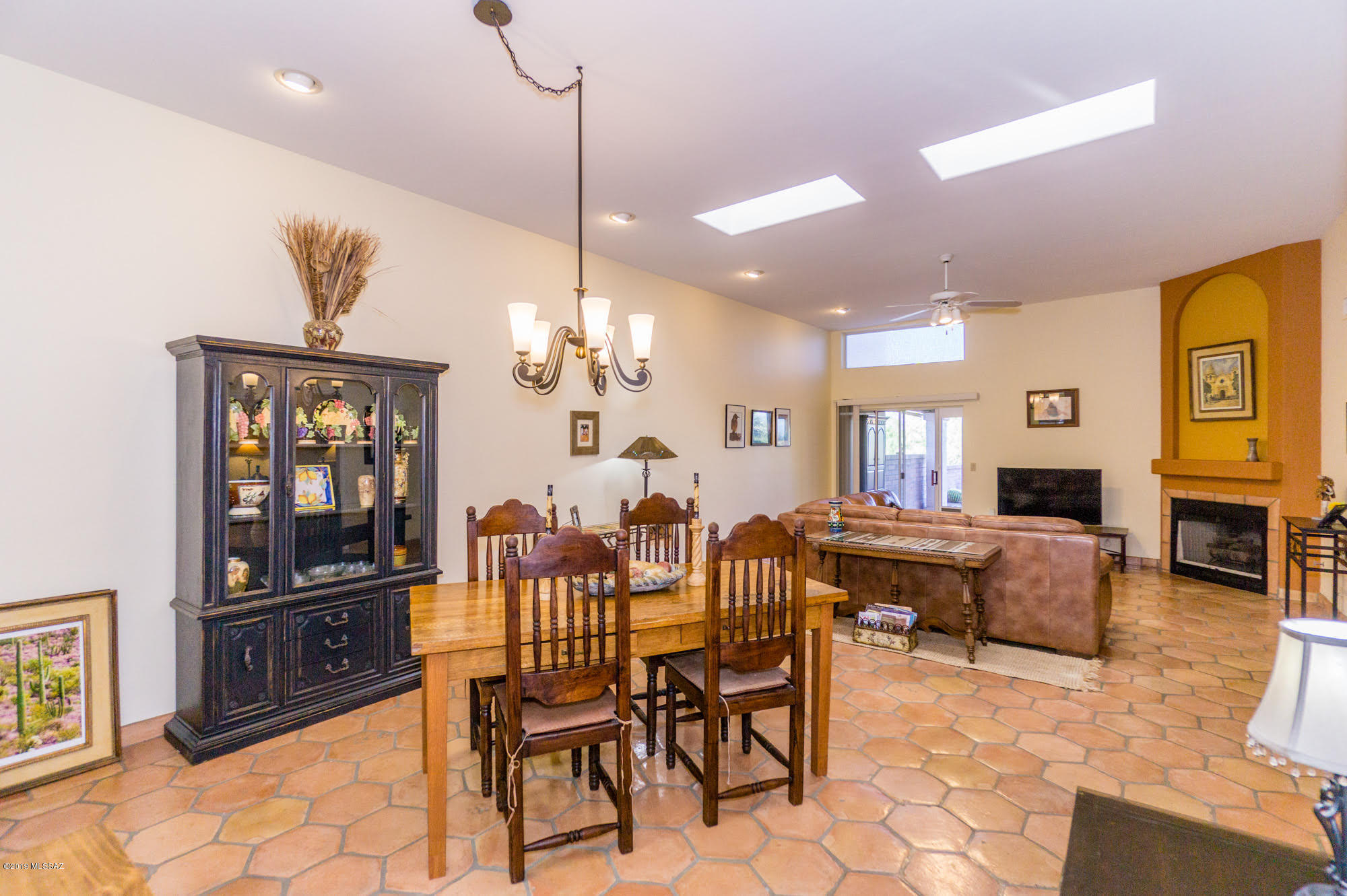 Colonia De Los Alamos - Springpointe - Residential