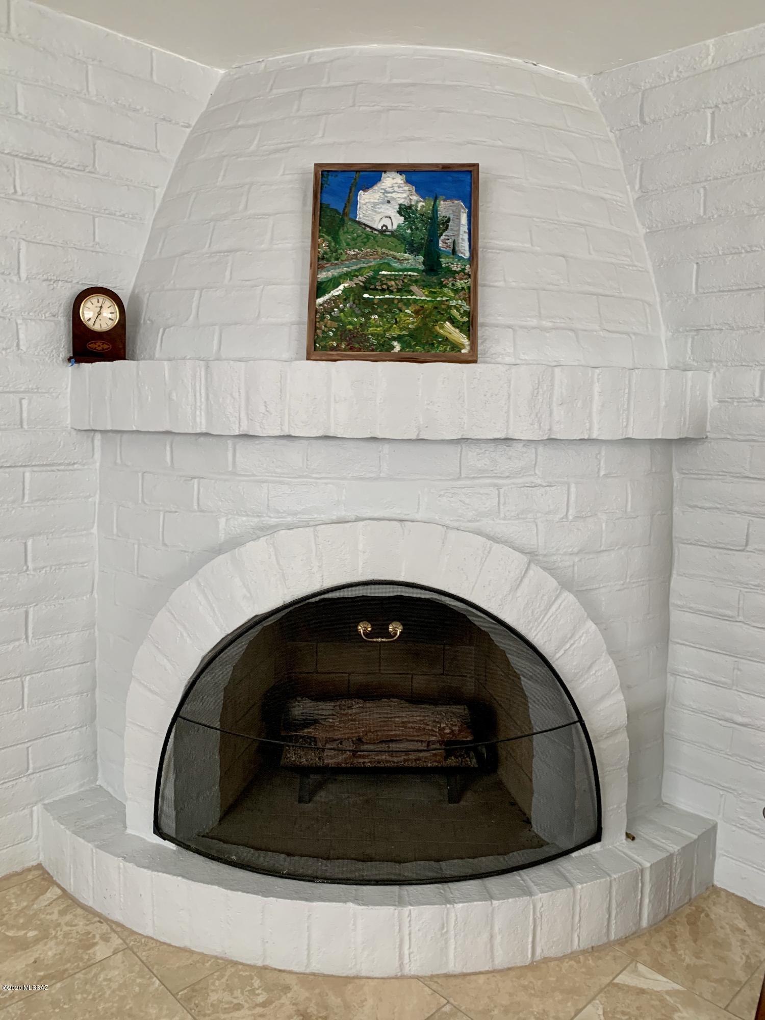Las Lomitas (1) - Residential