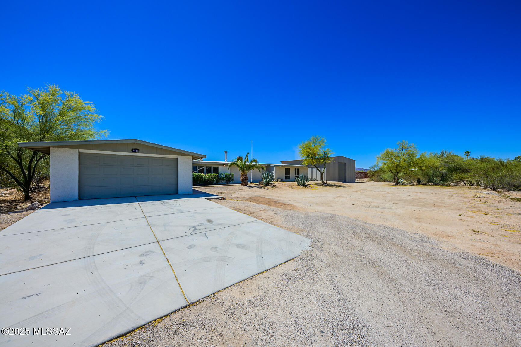 Casas Adobes Estates (541-618) - Residential
