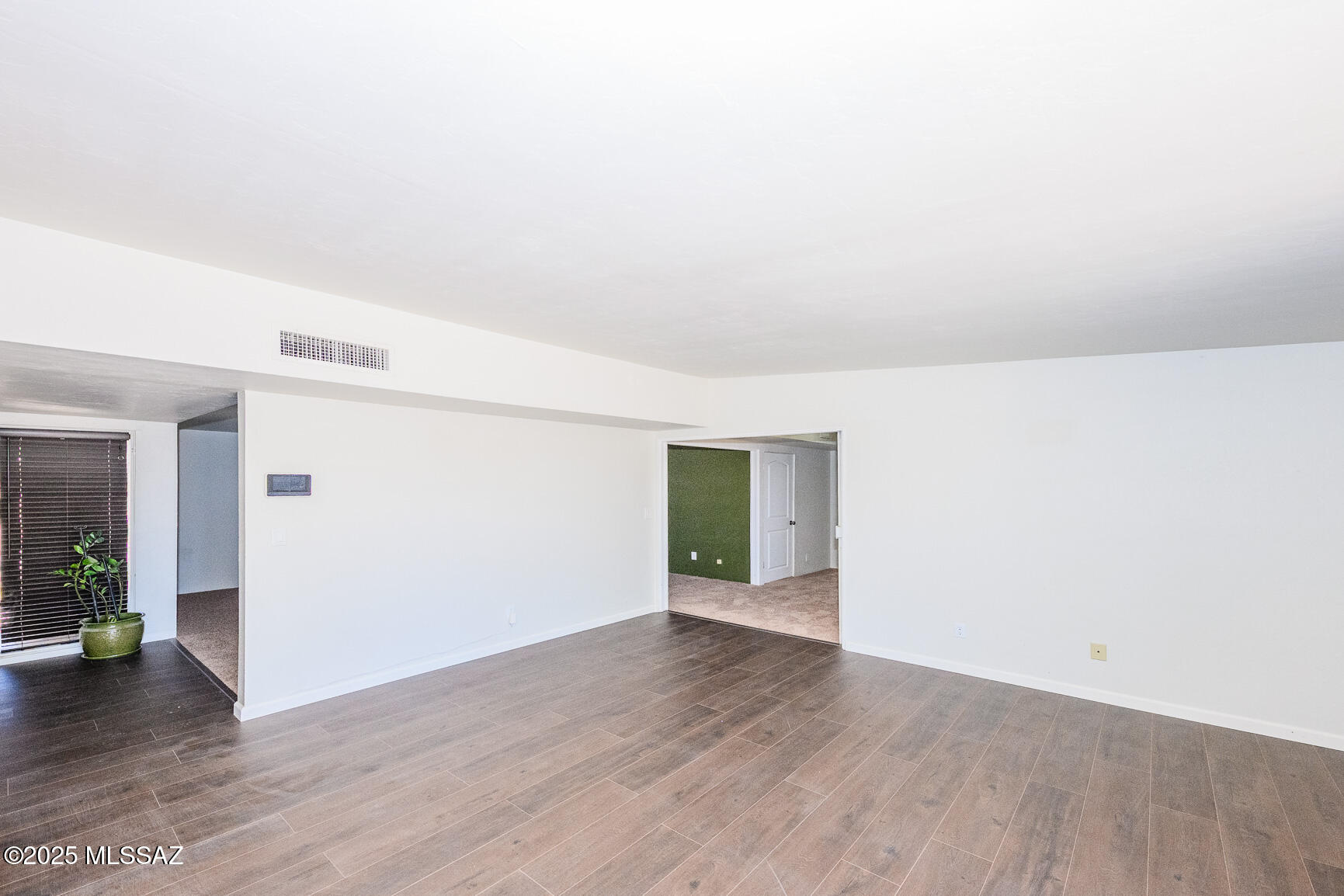 Casas Adobes Estates (541-618) - Residential