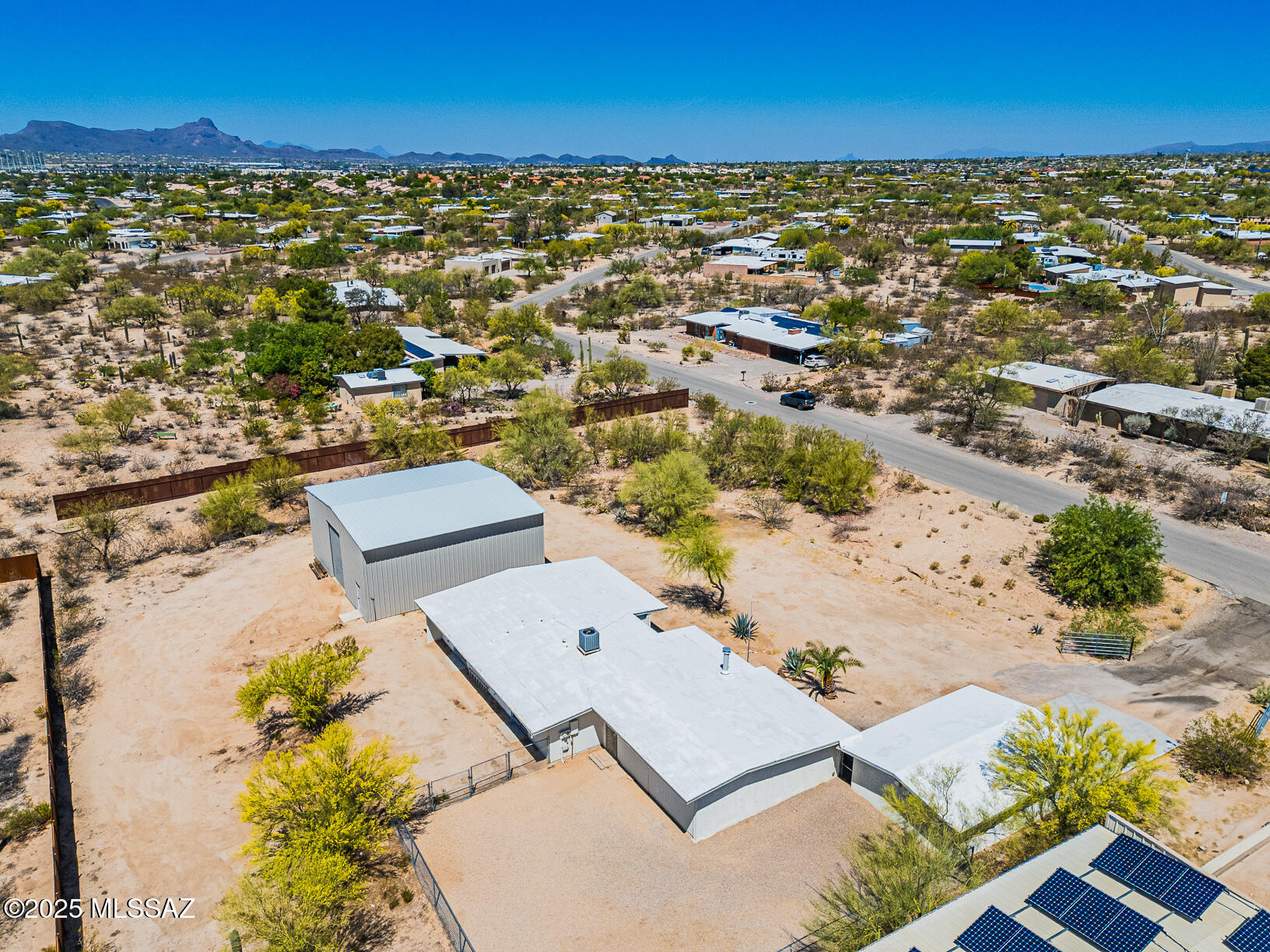Casas Adobes Estates (541-618) - Residential