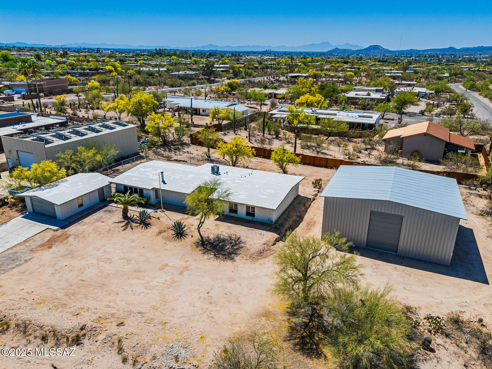 Casas Adobes Estates (541-618) - Residential
