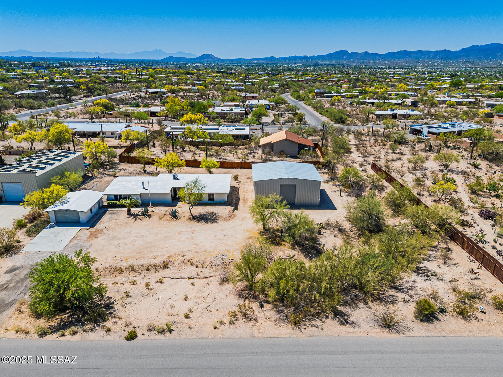 Casas Adobes Estates (541-618) - Residential