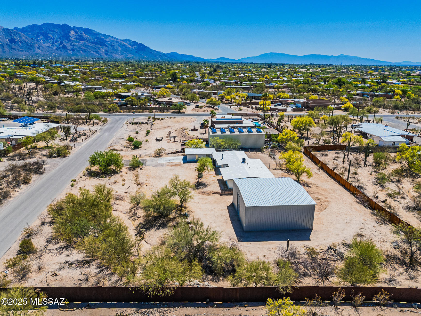 Casas Adobes Estates (541-618) - Residential