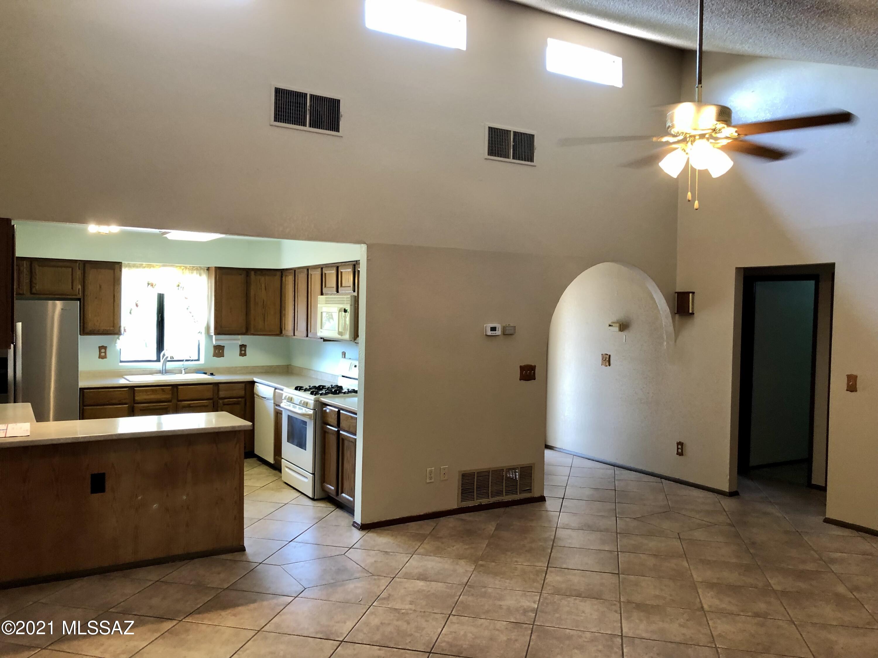 New Tucson Unit NO. 21 (1-62) - Residential