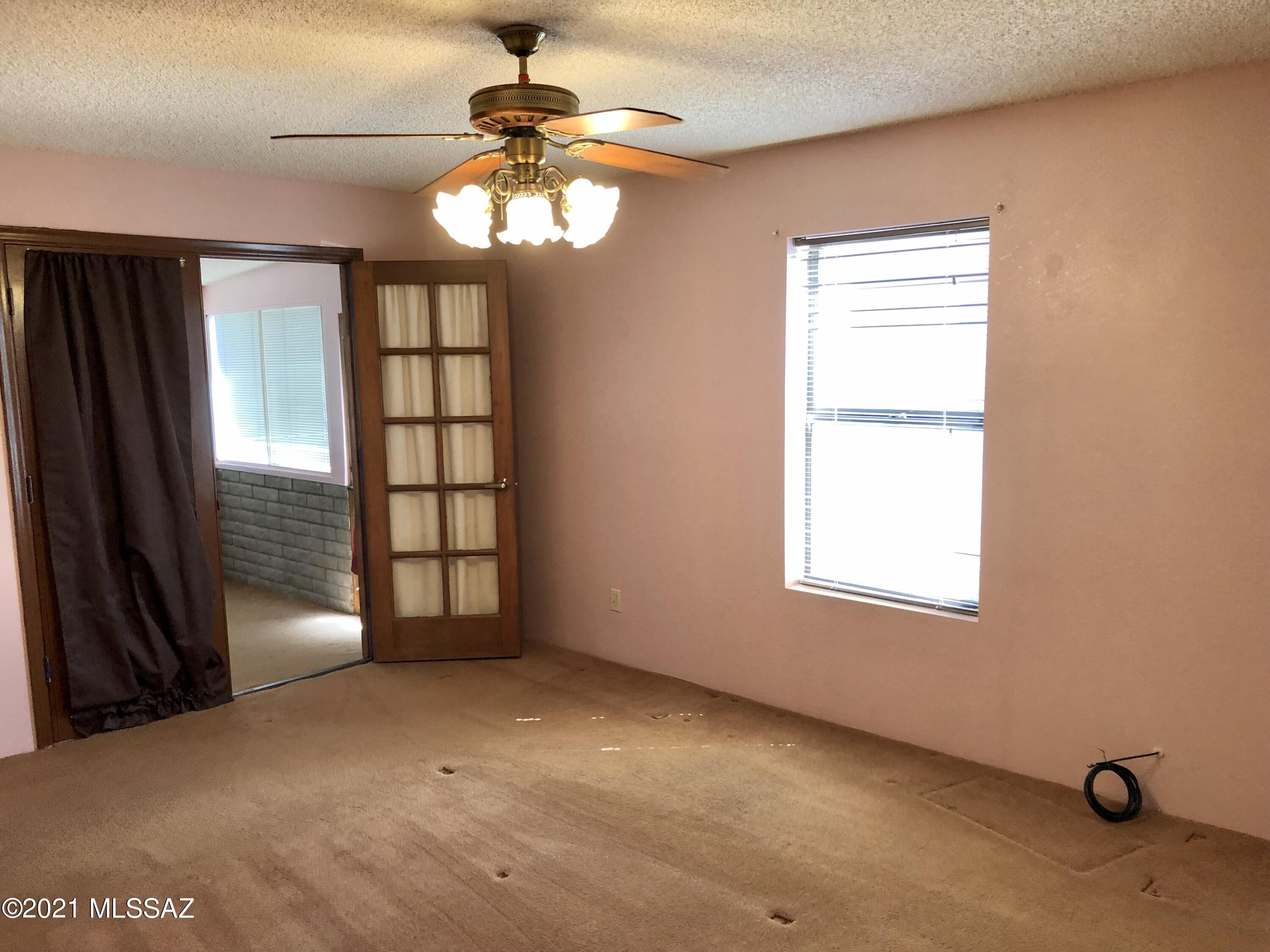 New Tucson Unit NO. 21 (1-62) - Residential