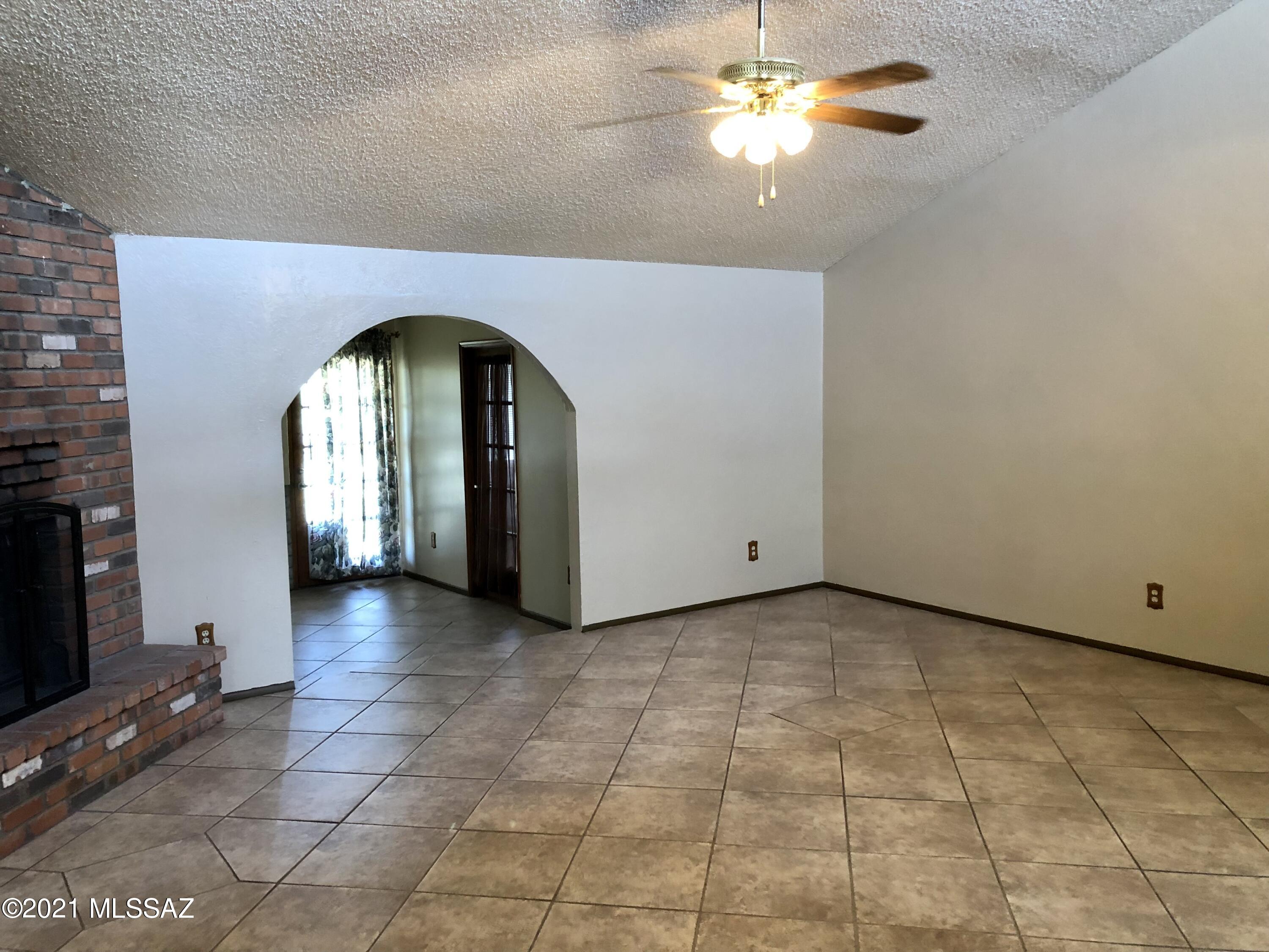 New Tucson Unit NO. 21 (1-62) - Residential