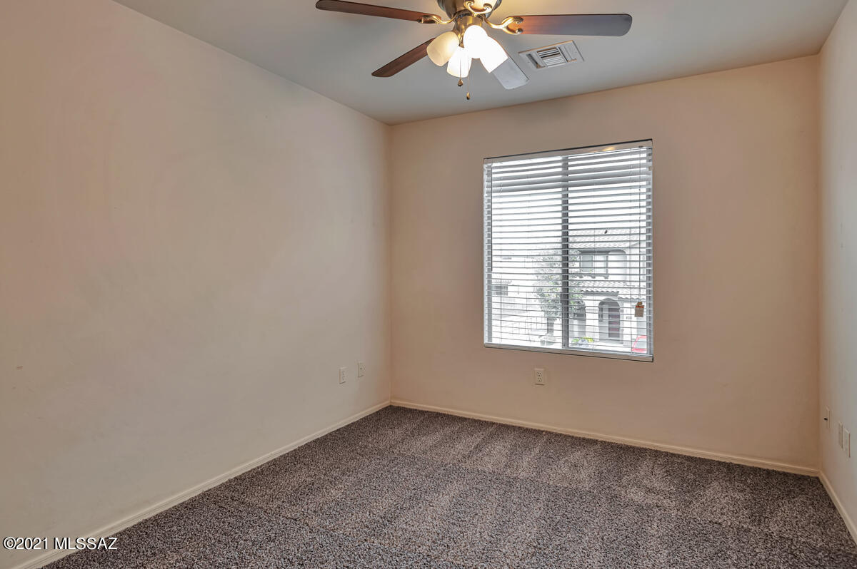 Paseo del Rio - Residential Lease