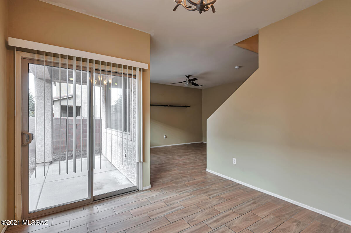 Paseo del Rio - Residential Lease