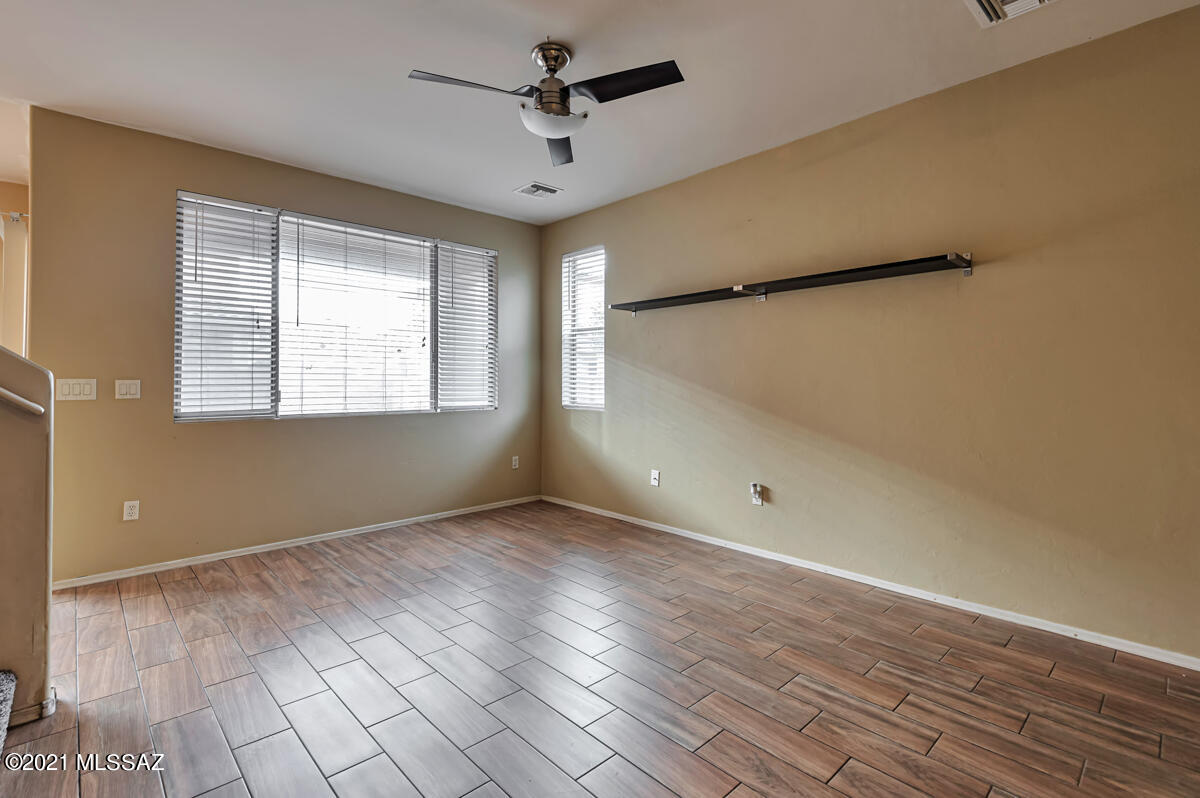 Paseo del Rio - Residential Lease