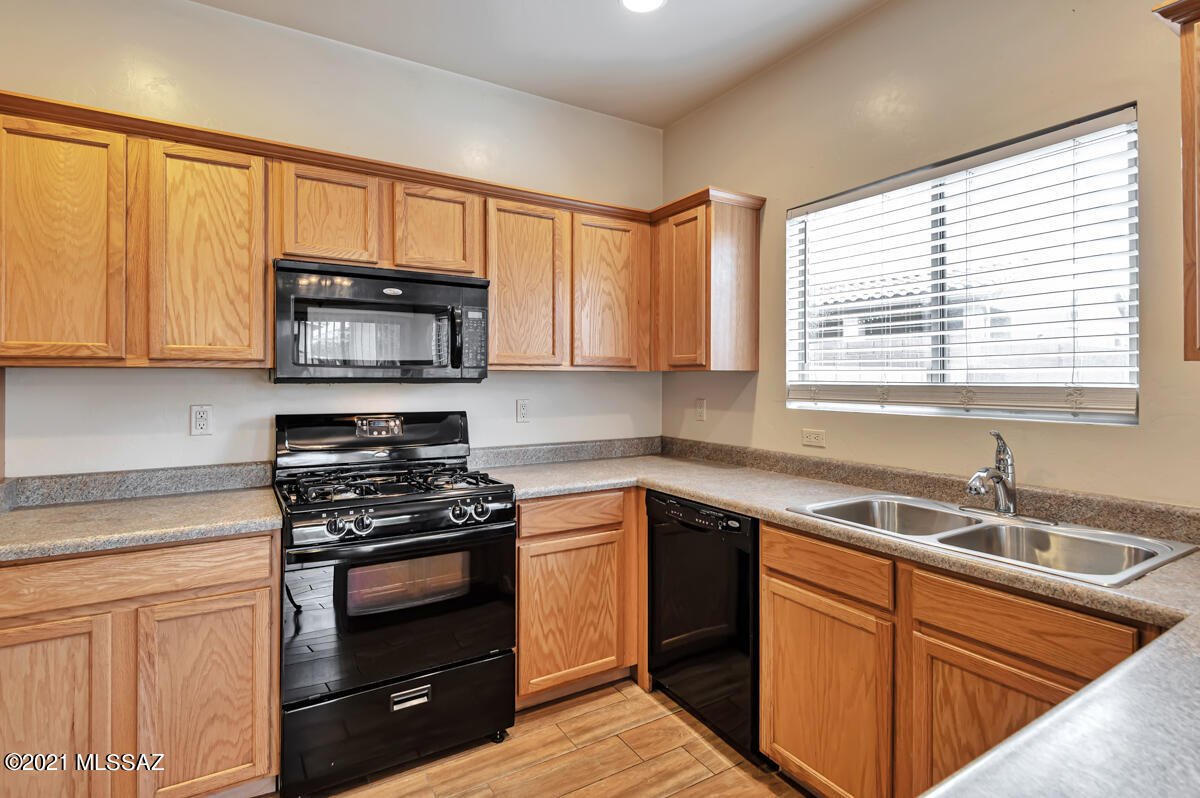 Paseo del Rio - Residential Lease